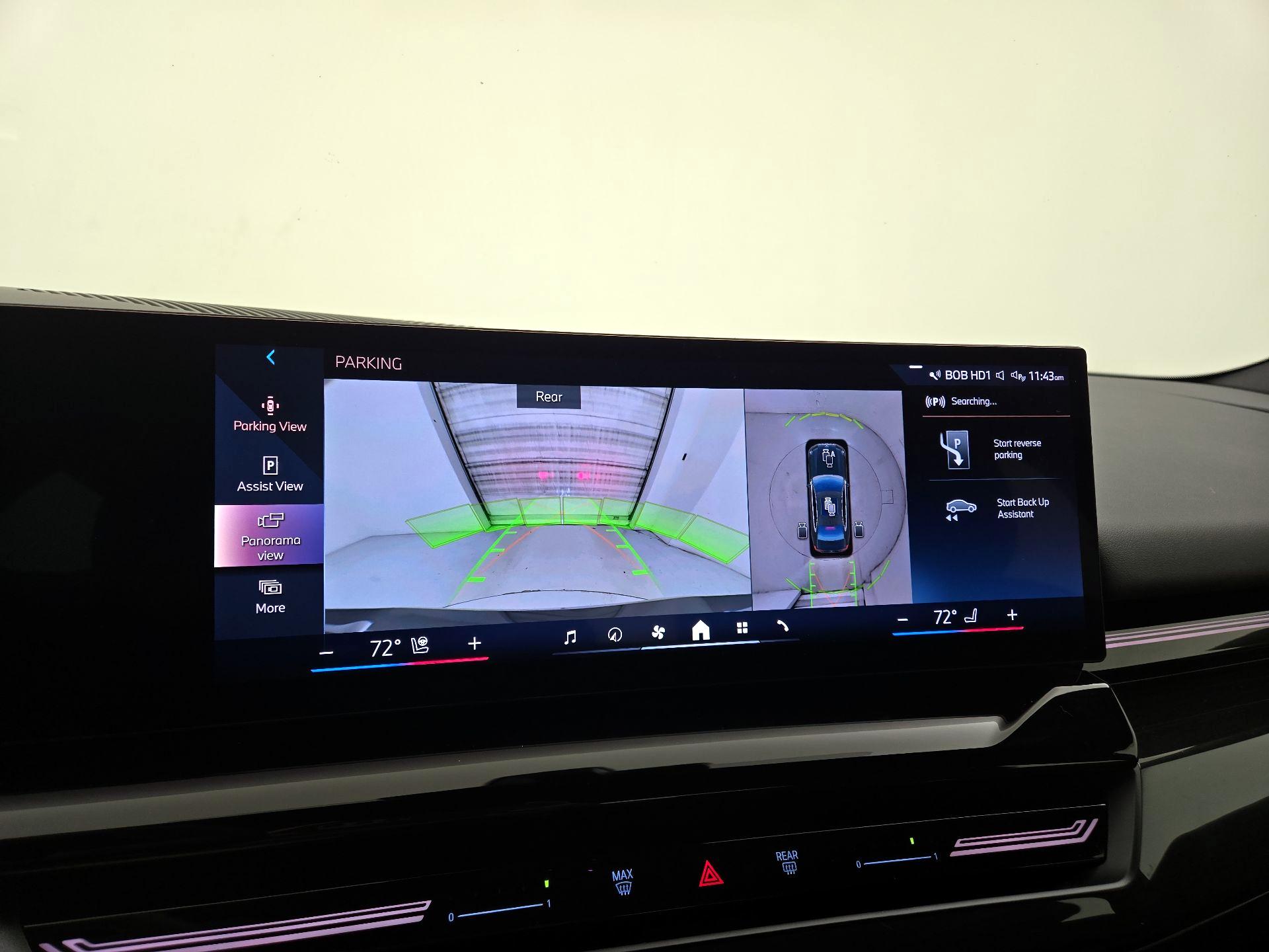 Thumbnail: 2025 BMW 5 Series - 15