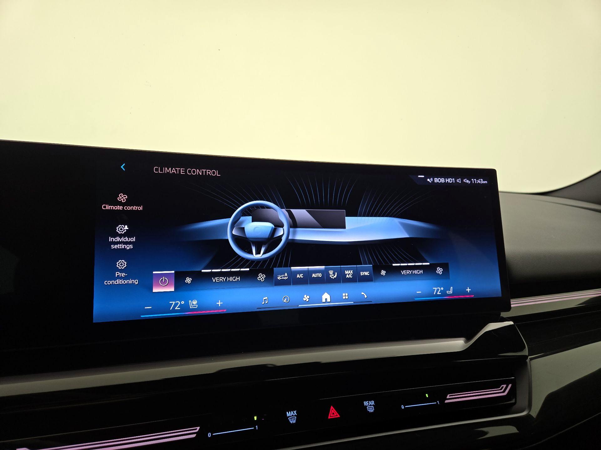 Thumbnail: 2025 BMW 5 Series - 17