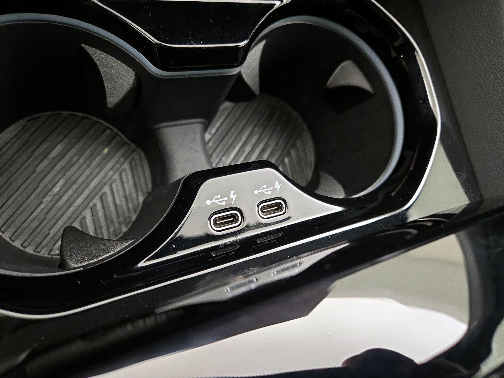 Thumbnail: 2025 BMW 5 Series - 19