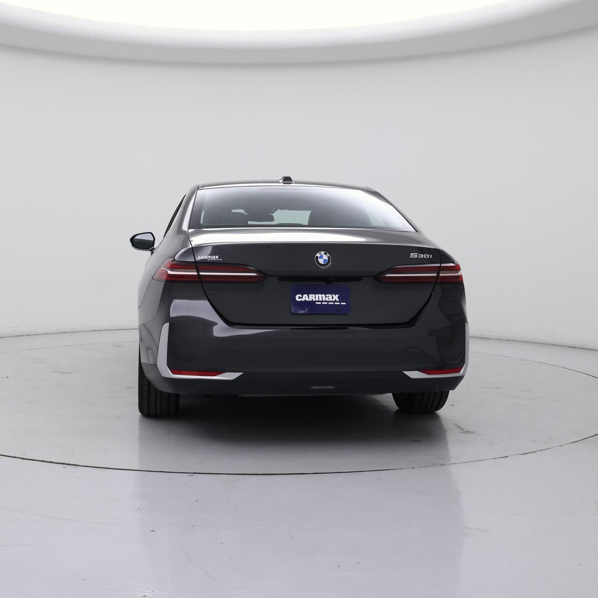 Thumbnail: 2025 BMW 5 Series - 6