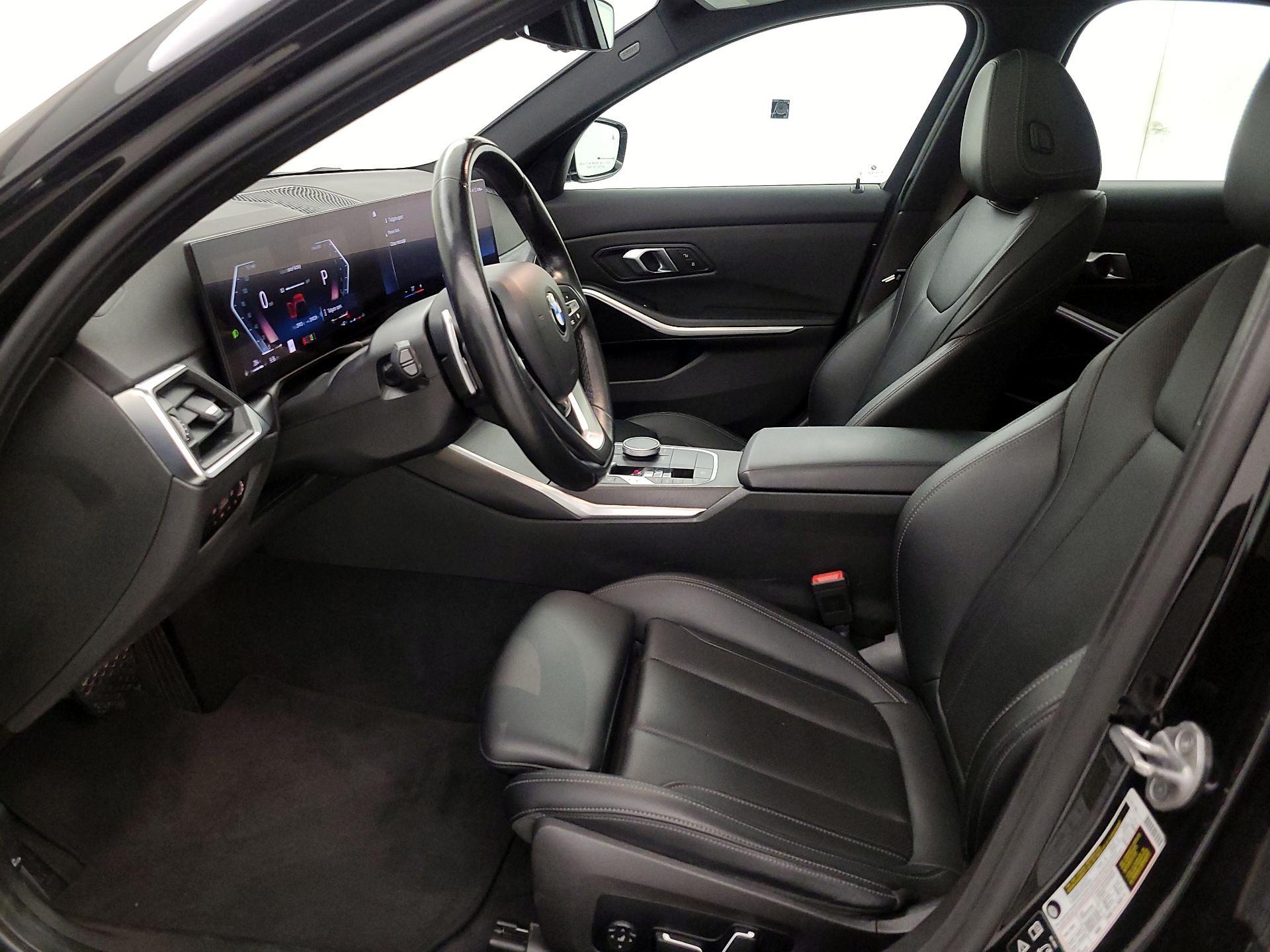 Thumbnail: 2024 BMW 3 Series - 11