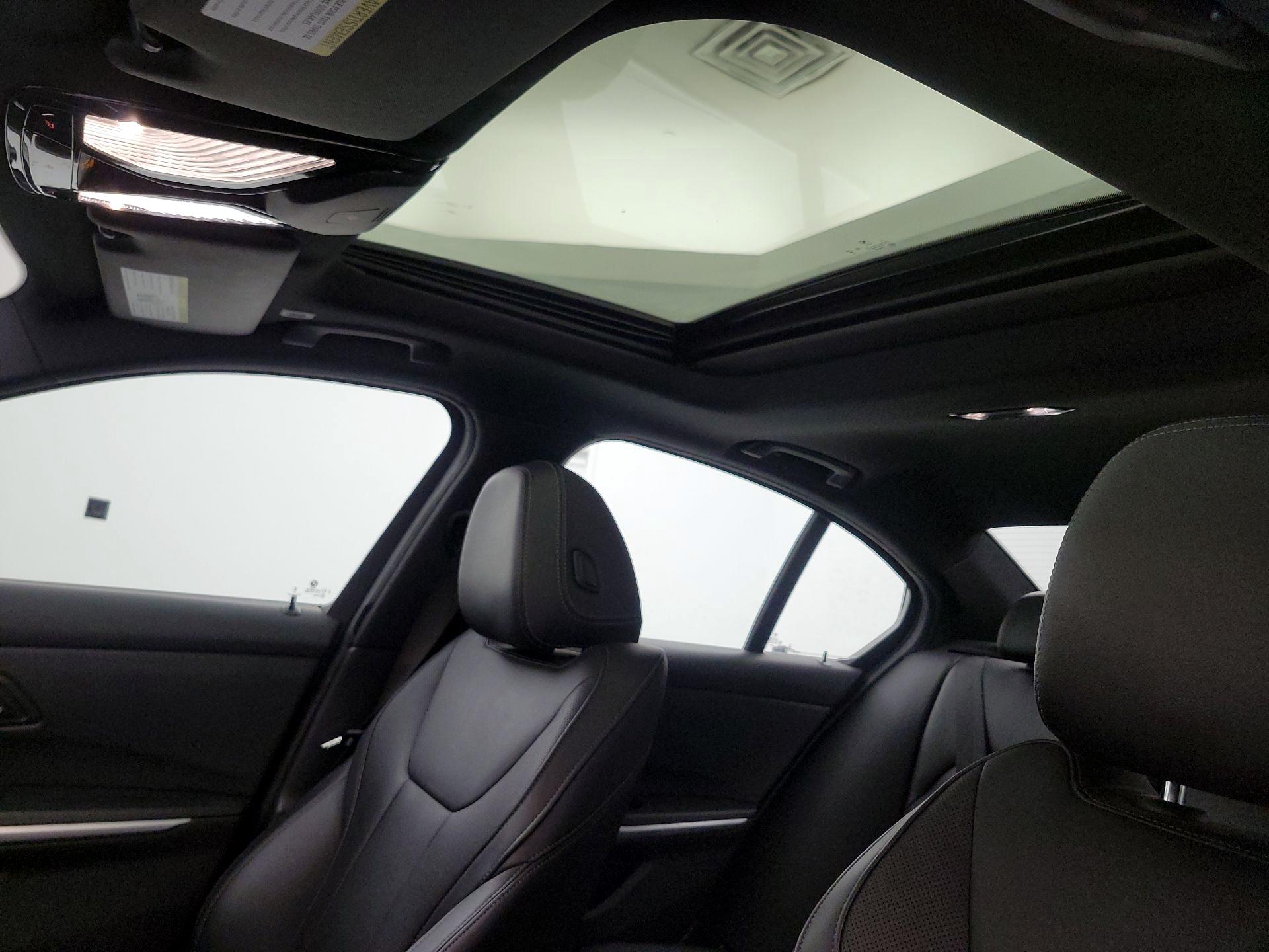 Thumbnail: 2024 BMW 3 Series - 20