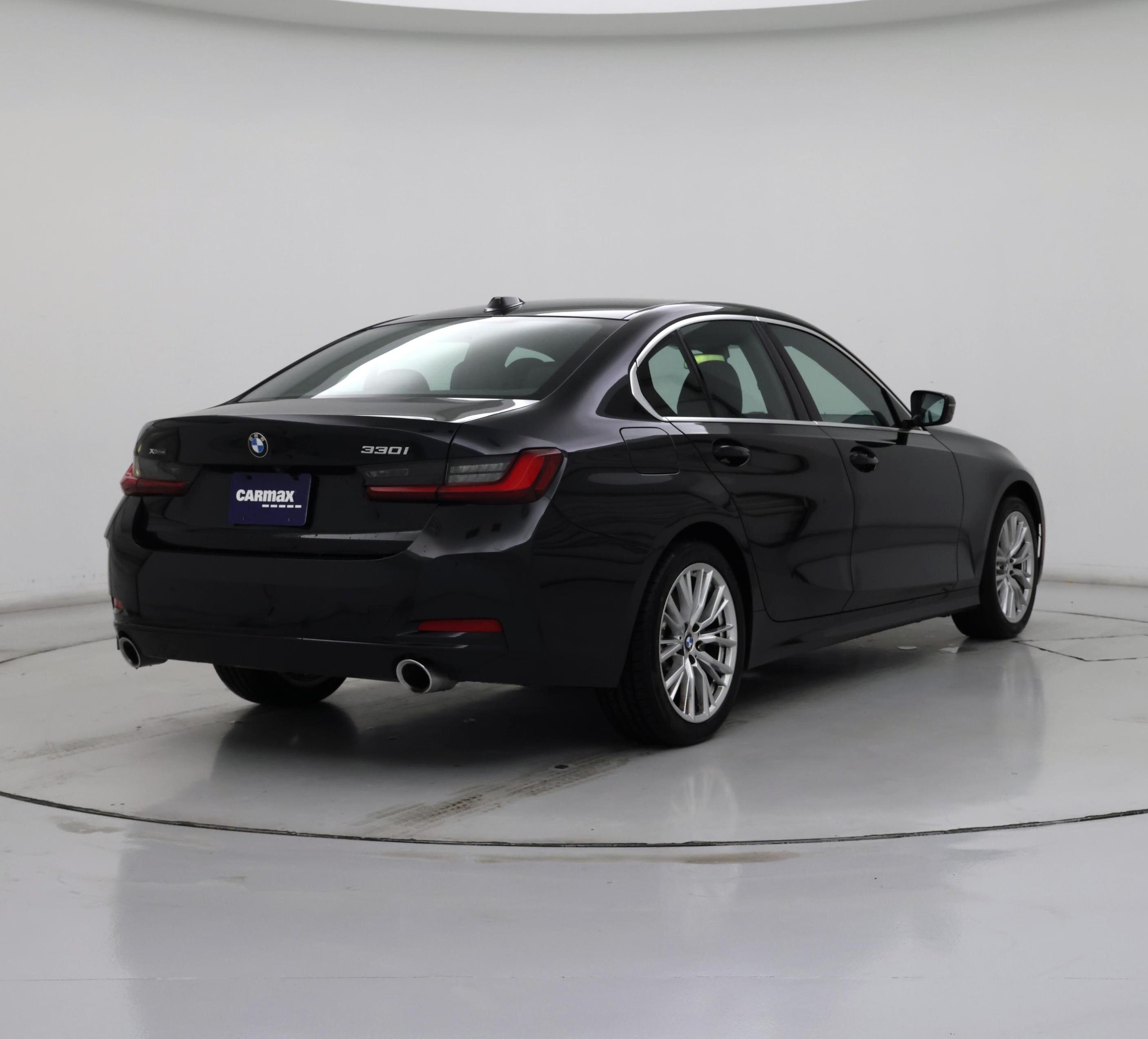 Thumbnail: 2024 BMW 3 Series - 8