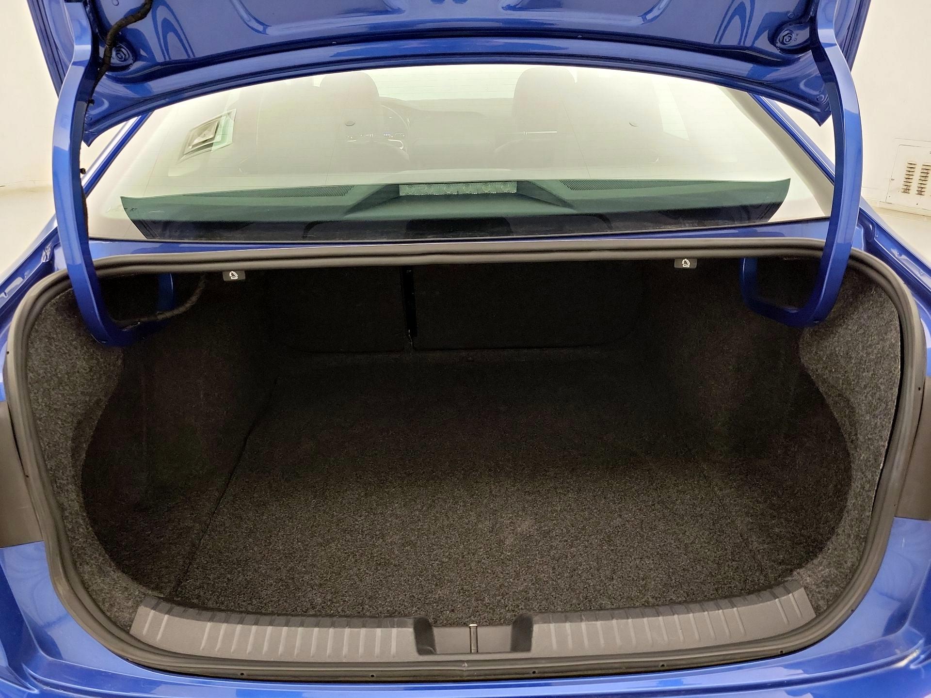 Thumbnail: 2024 Volkswagen Jetta - 20