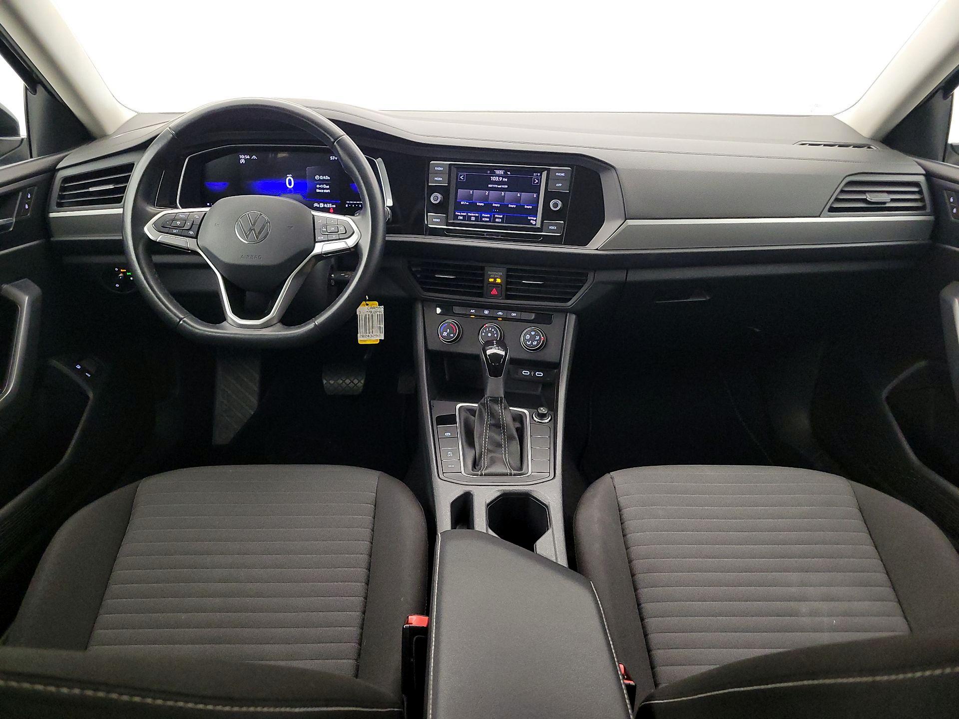 Thumbnail: 2024 Volkswagen Jetta - 9