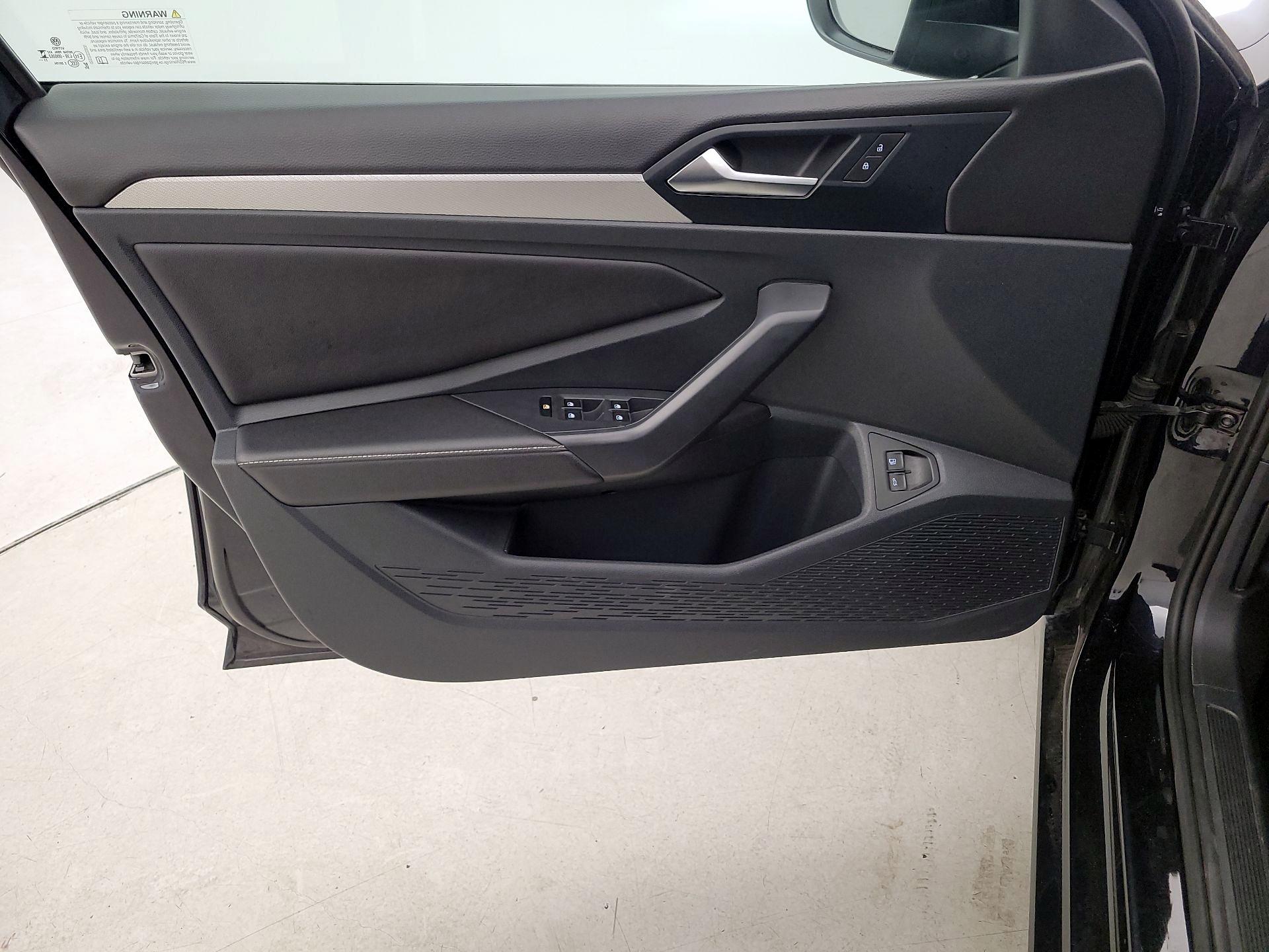 Thumbnail: 2024 Volkswagen Jetta - 12