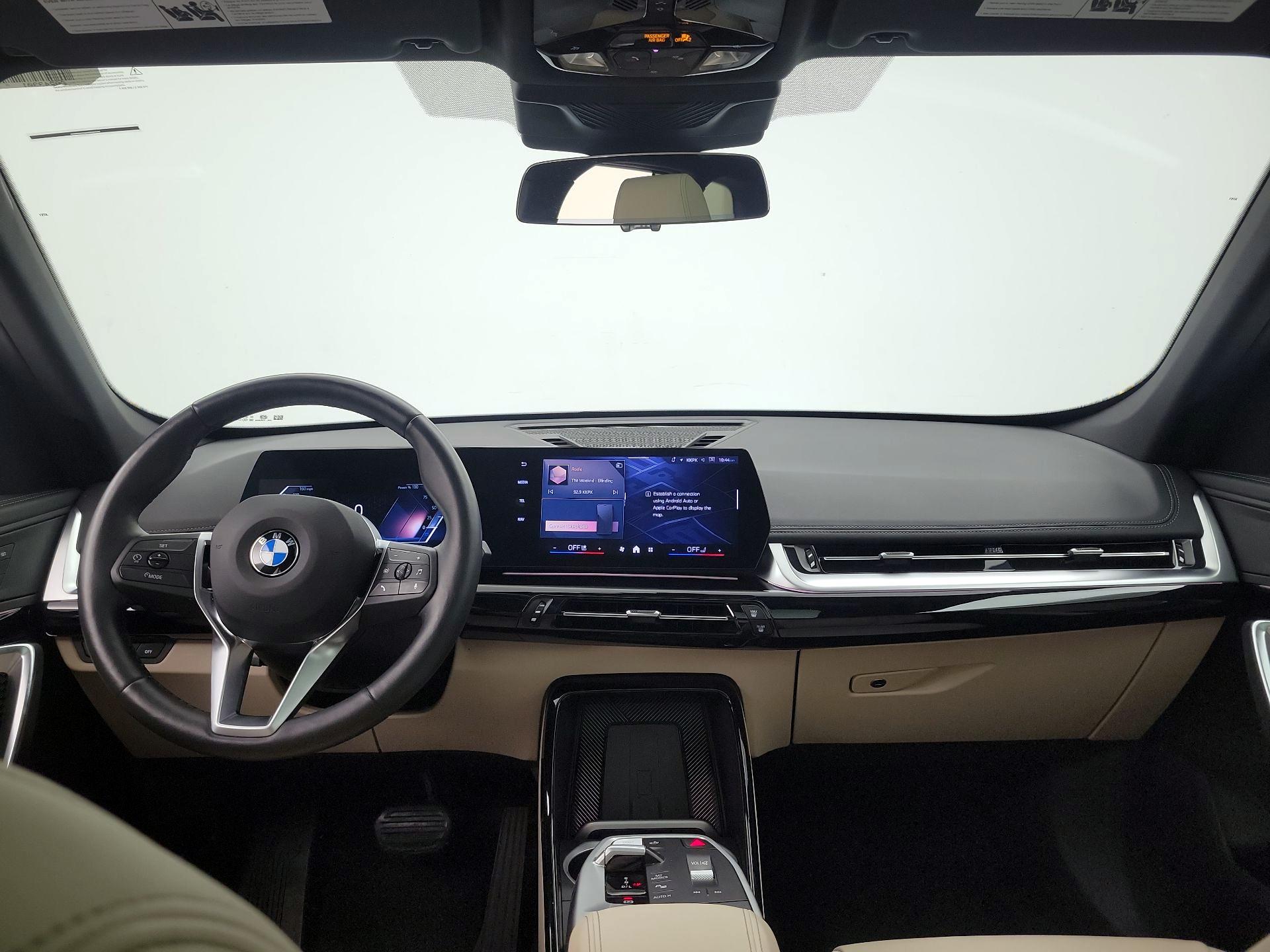 Thumbnail: 2025 BMW X1 - 9