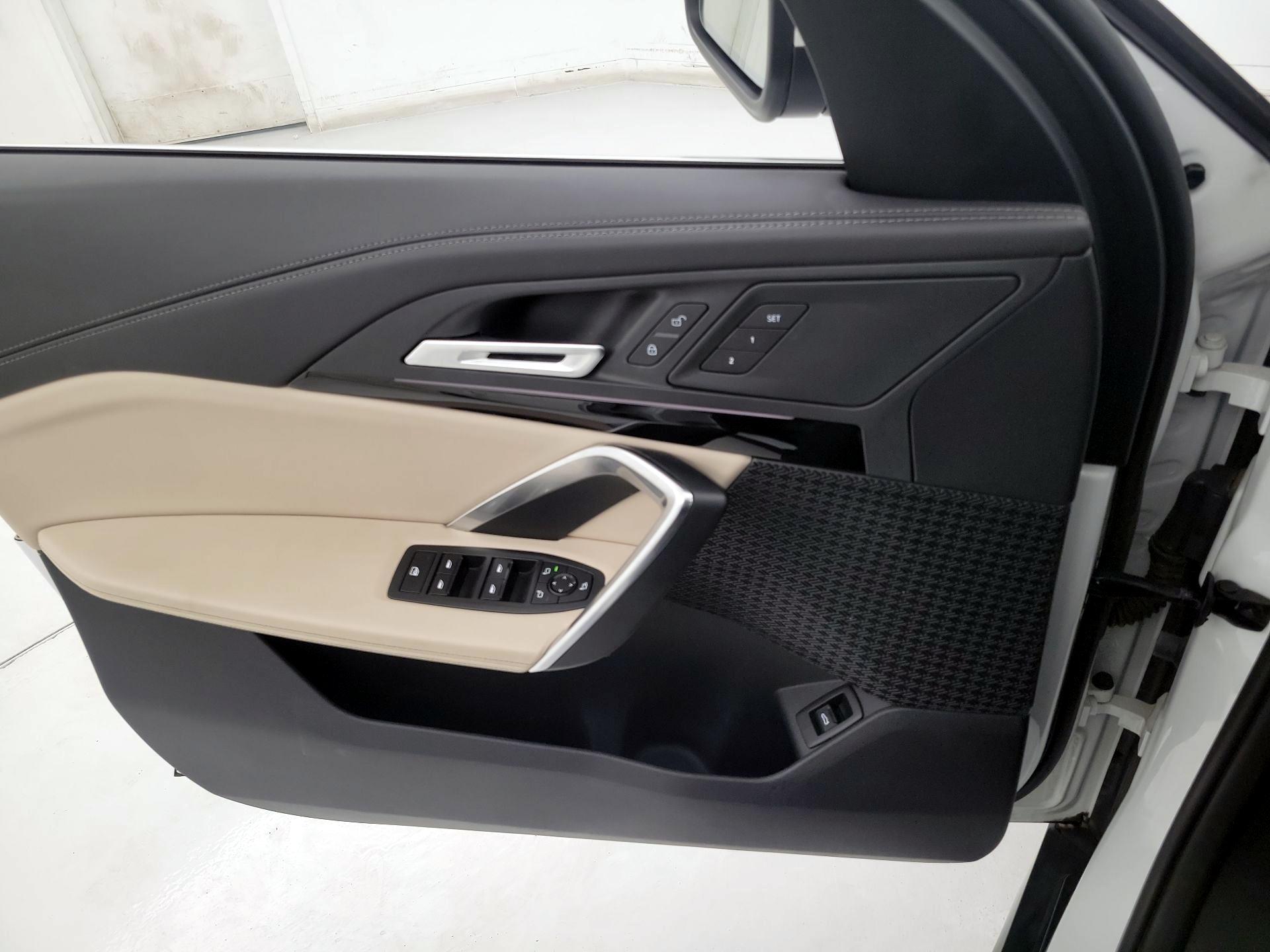 Thumbnail: 2025 BMW X1 - 12