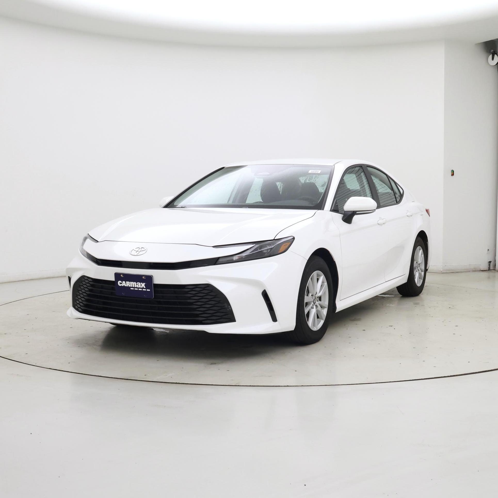 Thumbnail: 2025 Toyota Camry - 4