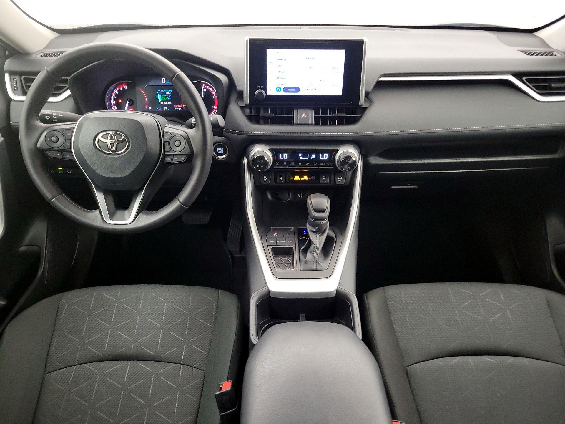 Thumbnail: 2025 Toyota RAV4 - 9