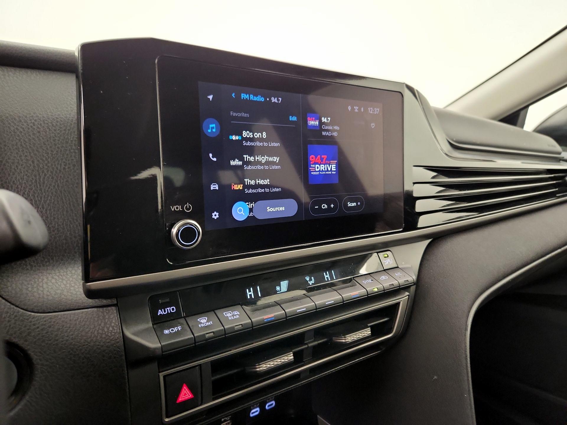 Thumbnail: 2025 Toyota Camry - 15