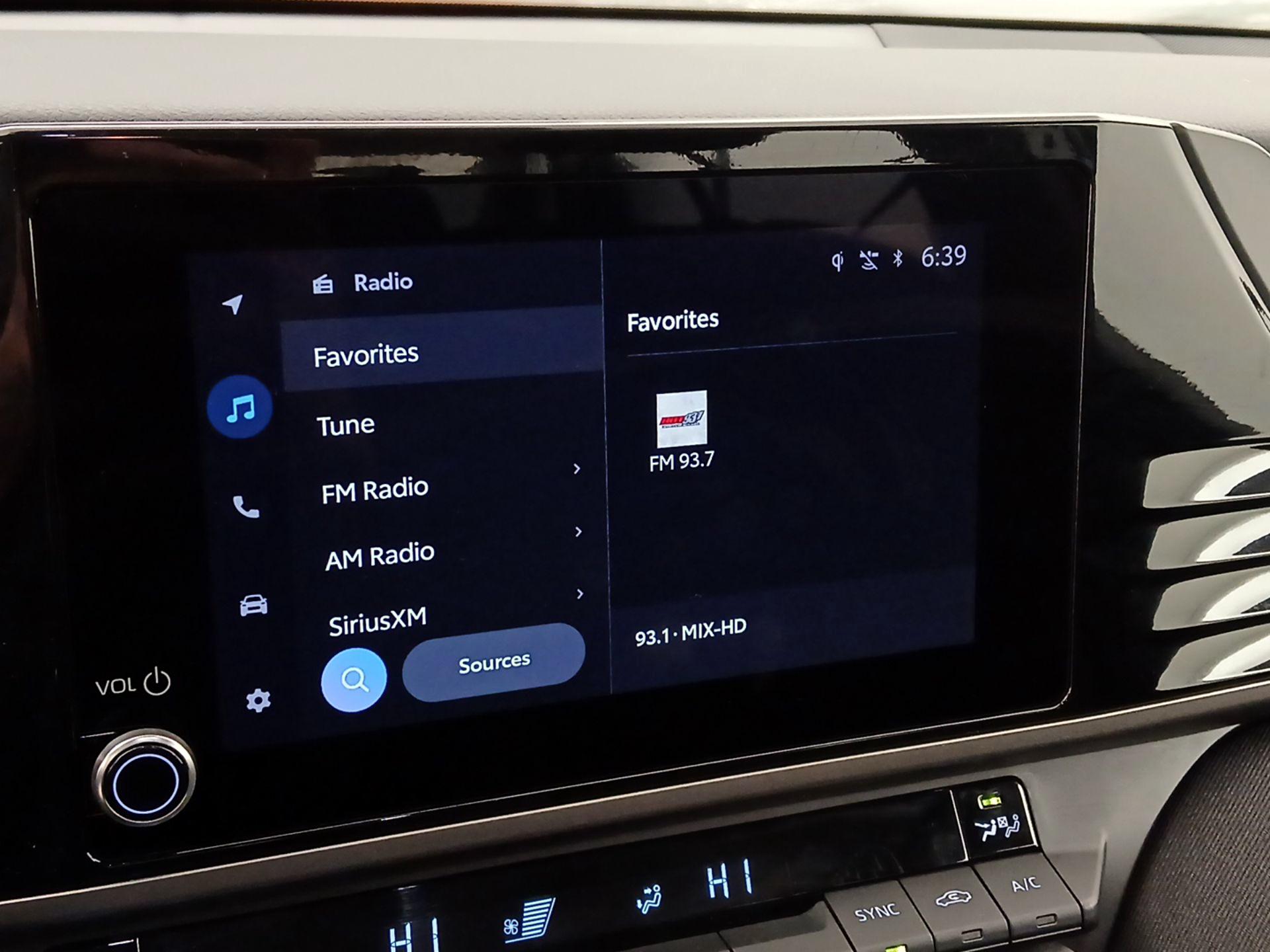 Thumbnail: 2025 Toyota Camry - 15