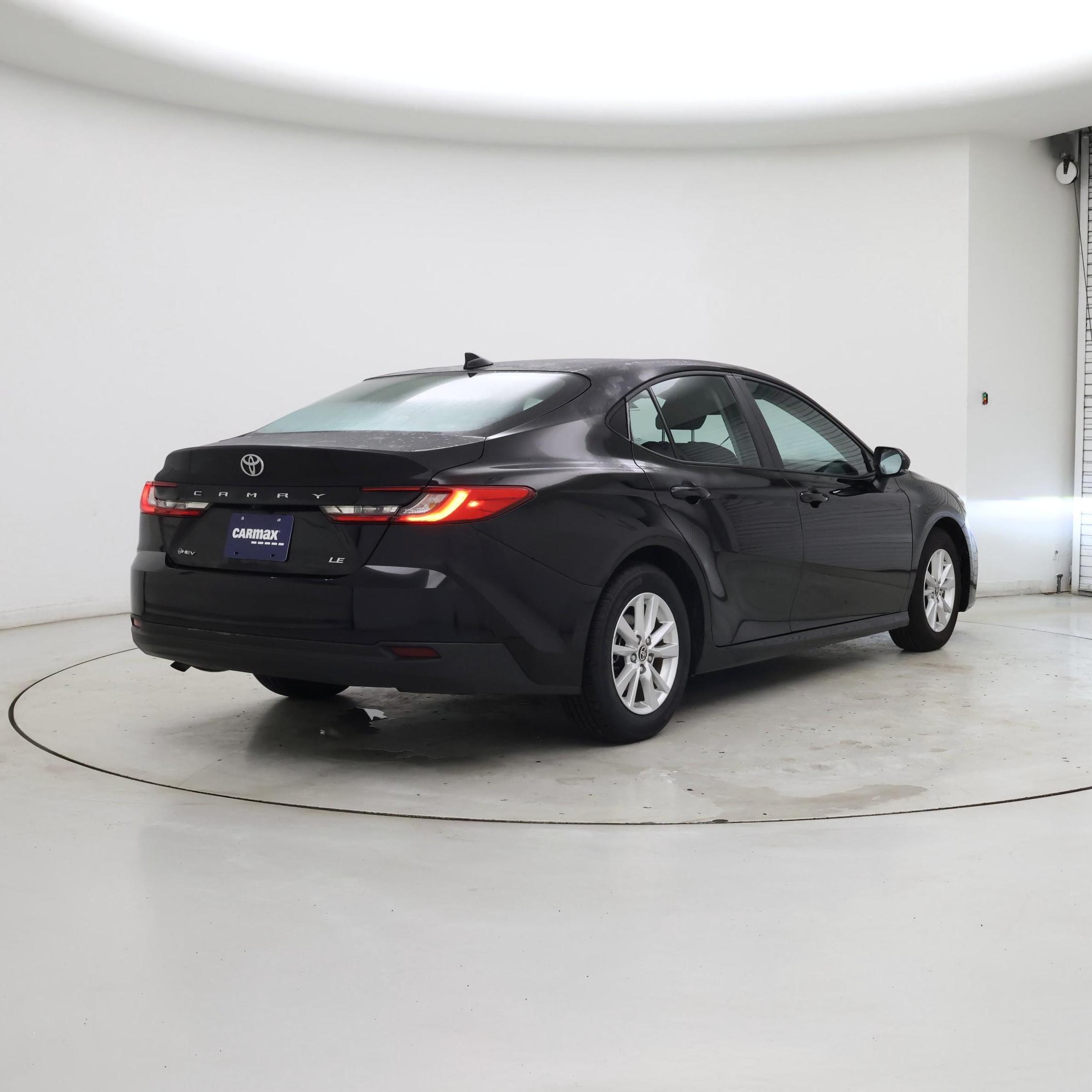 Thumbnail: 2025 Toyota Camry - 8