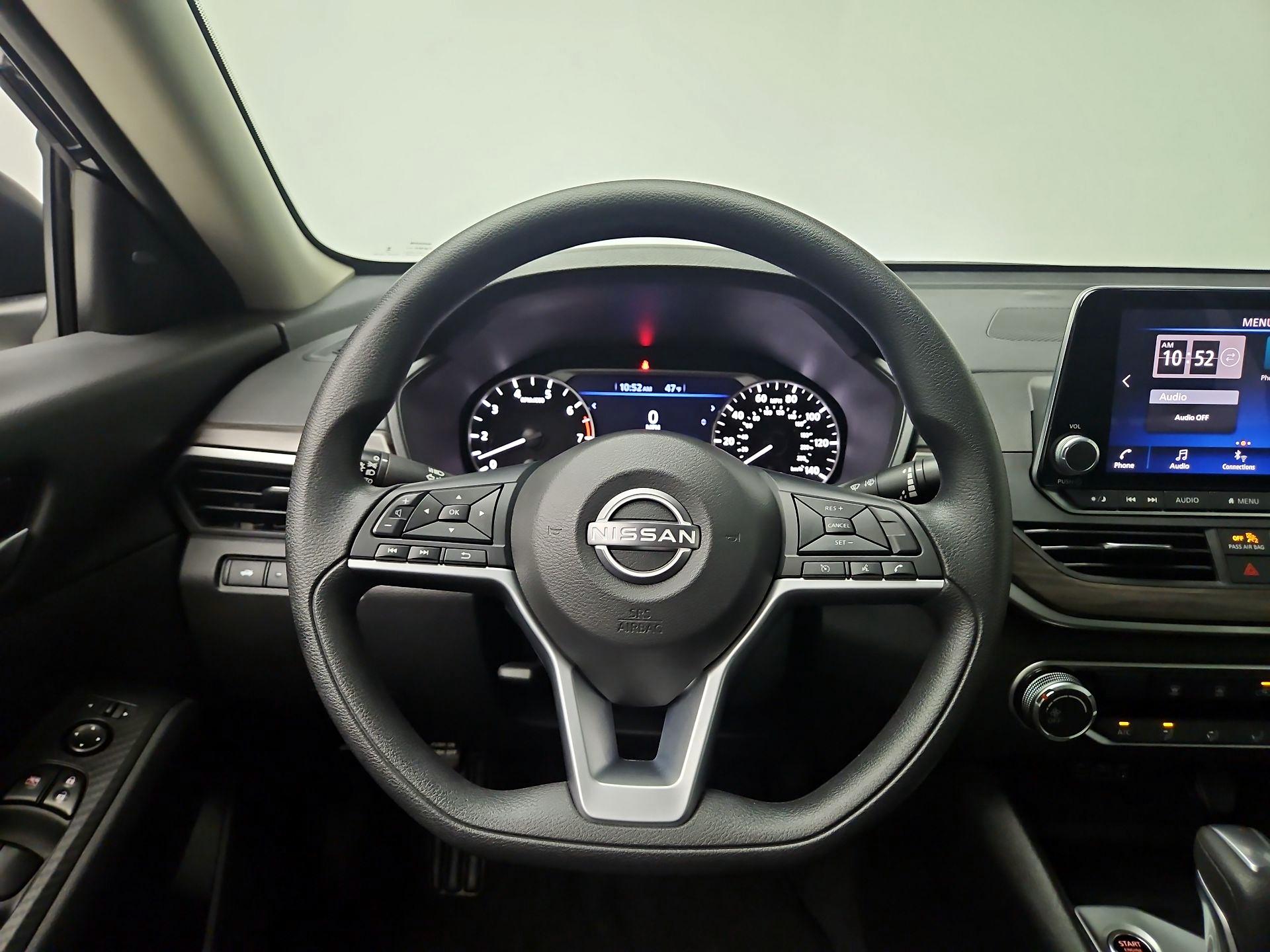 Thumbnail: 2025 Nissan Altima - 10