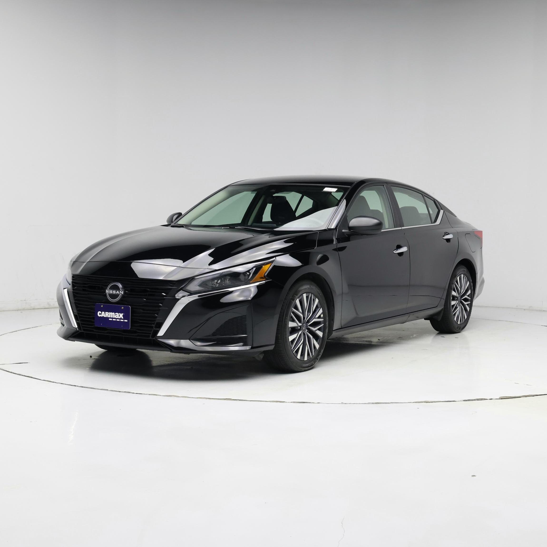 Thumbnail: 2025 Nissan Altima - 4