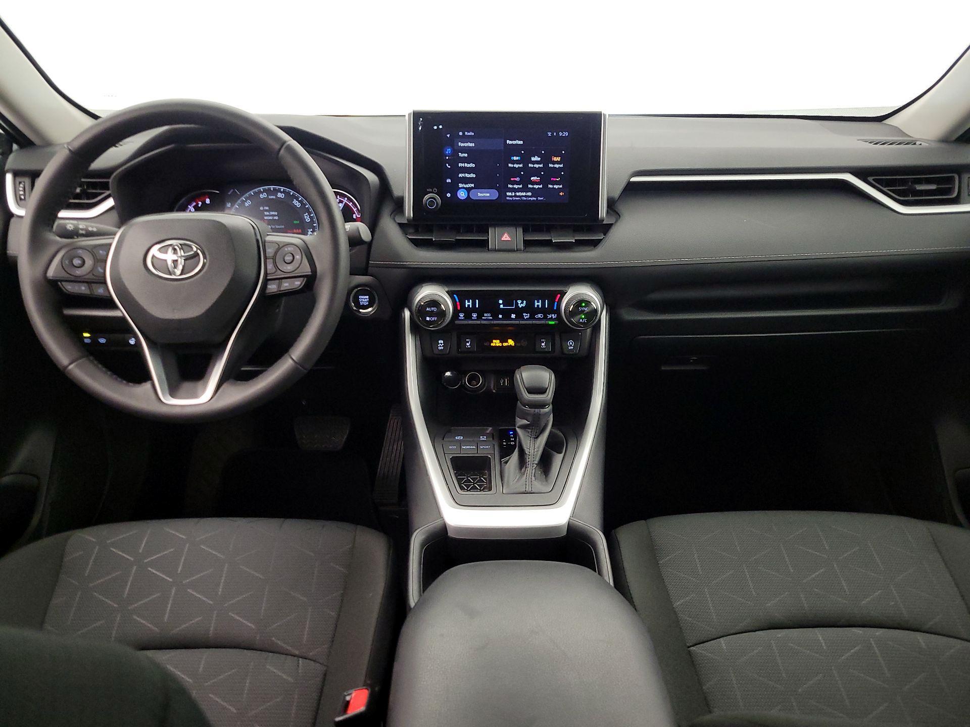 Thumbnail: 2025 Toyota RAV4 - 9