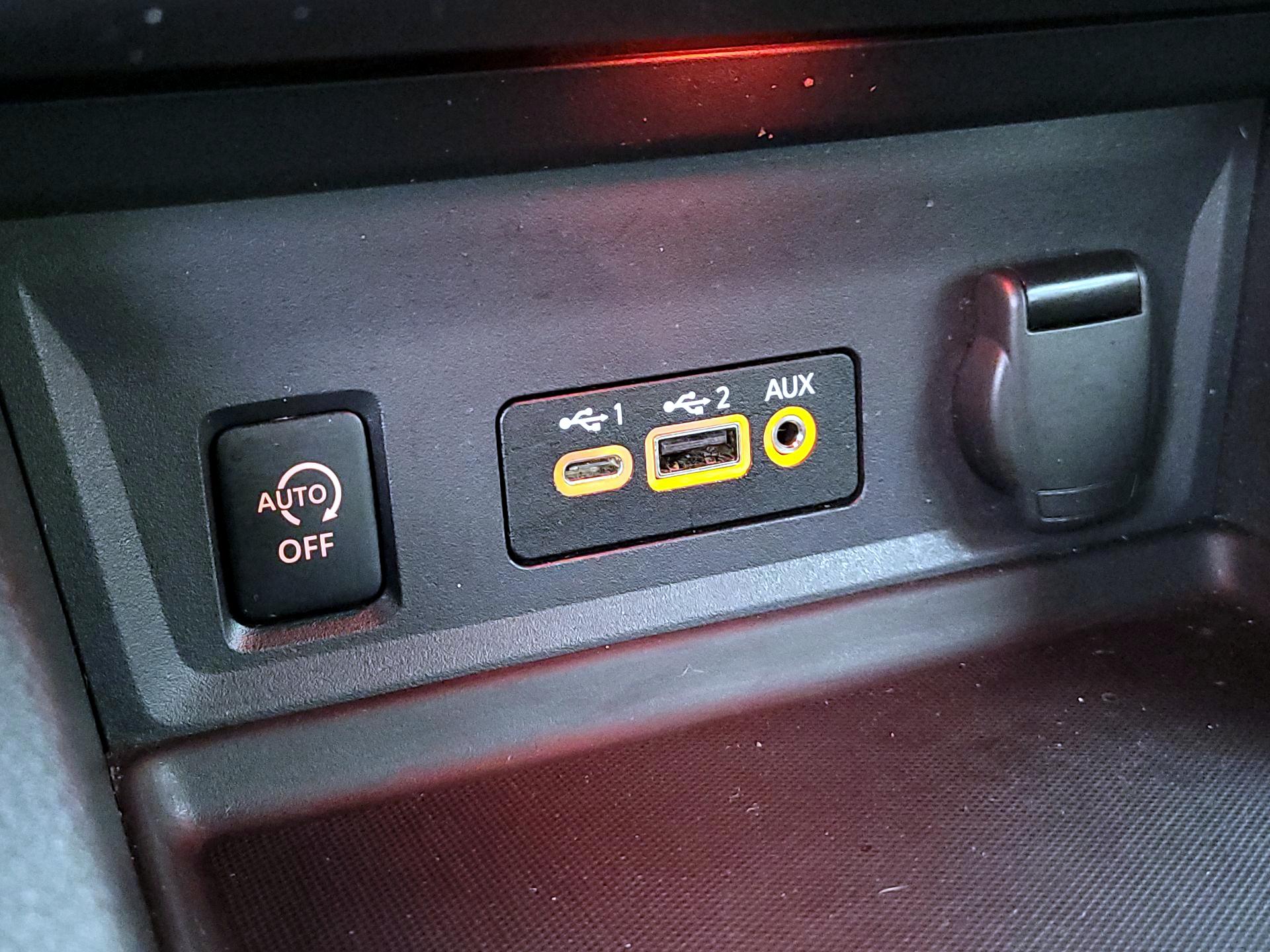 Thumbnail: 2024 Nissan Sentra - 18