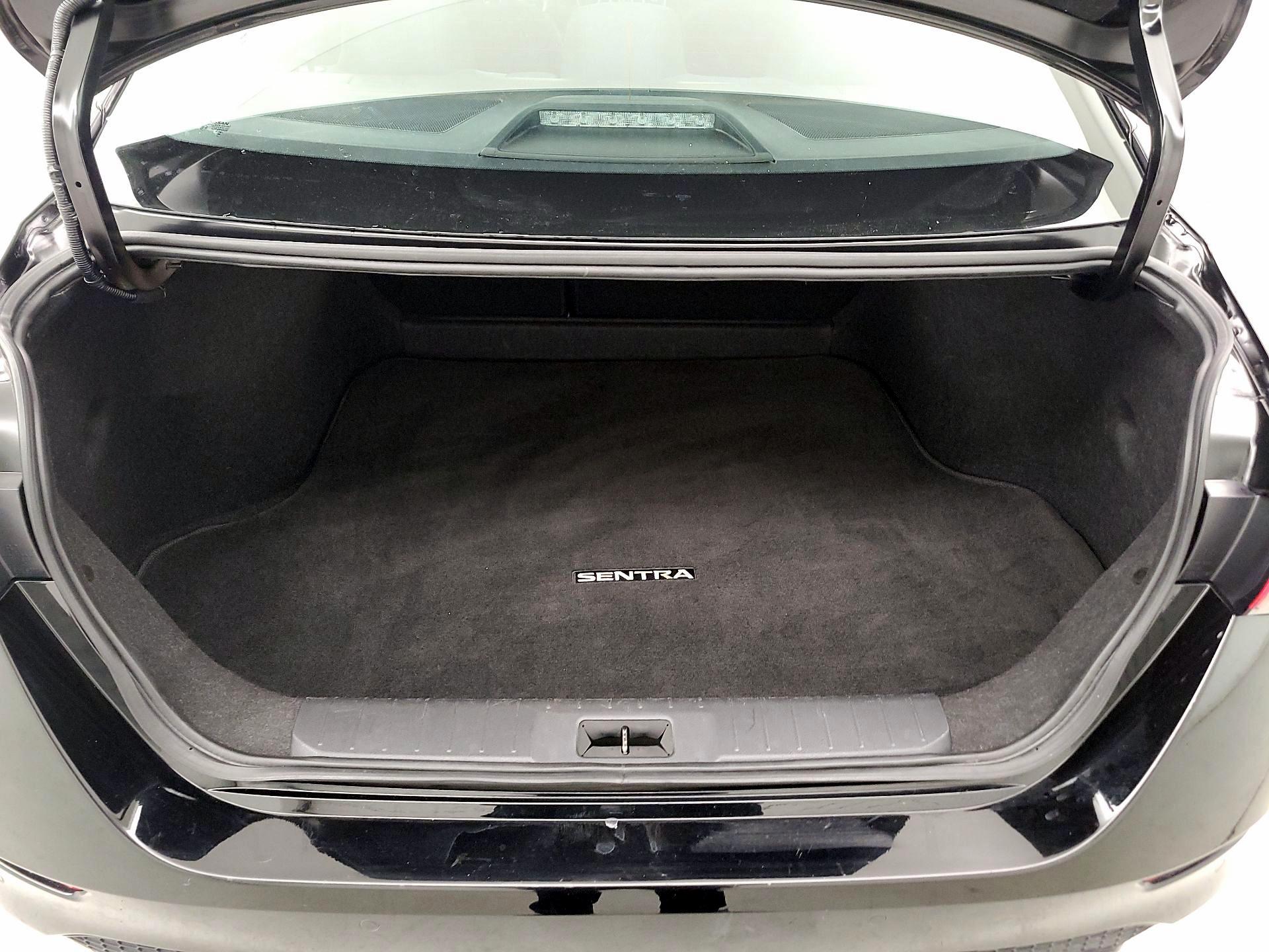 Thumbnail: 2024 Nissan Sentra - 20