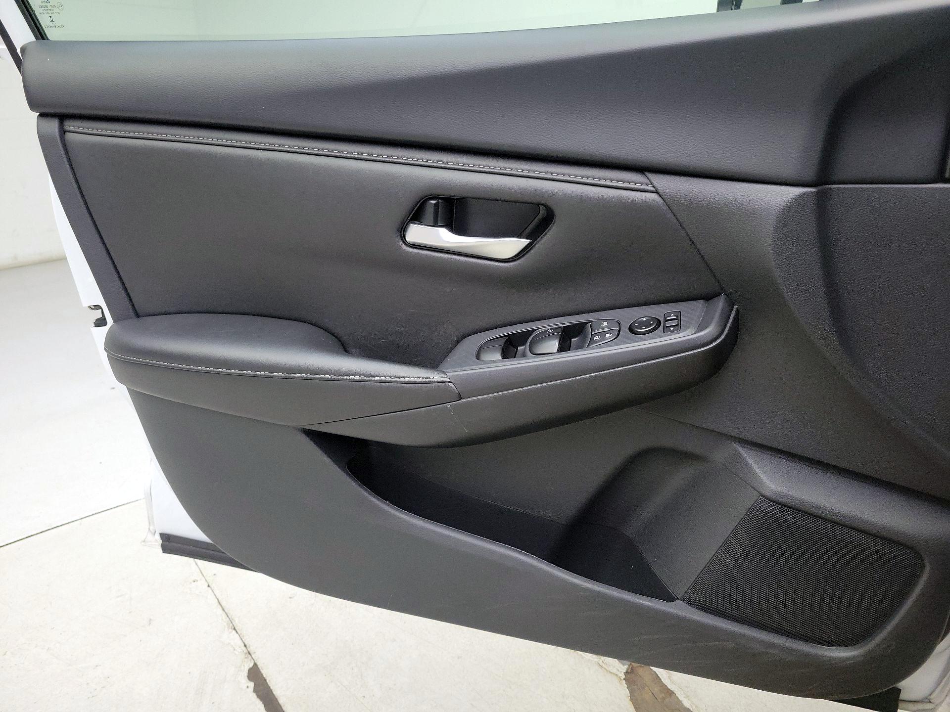 Thumbnail: 2024 Nissan Sentra - 12