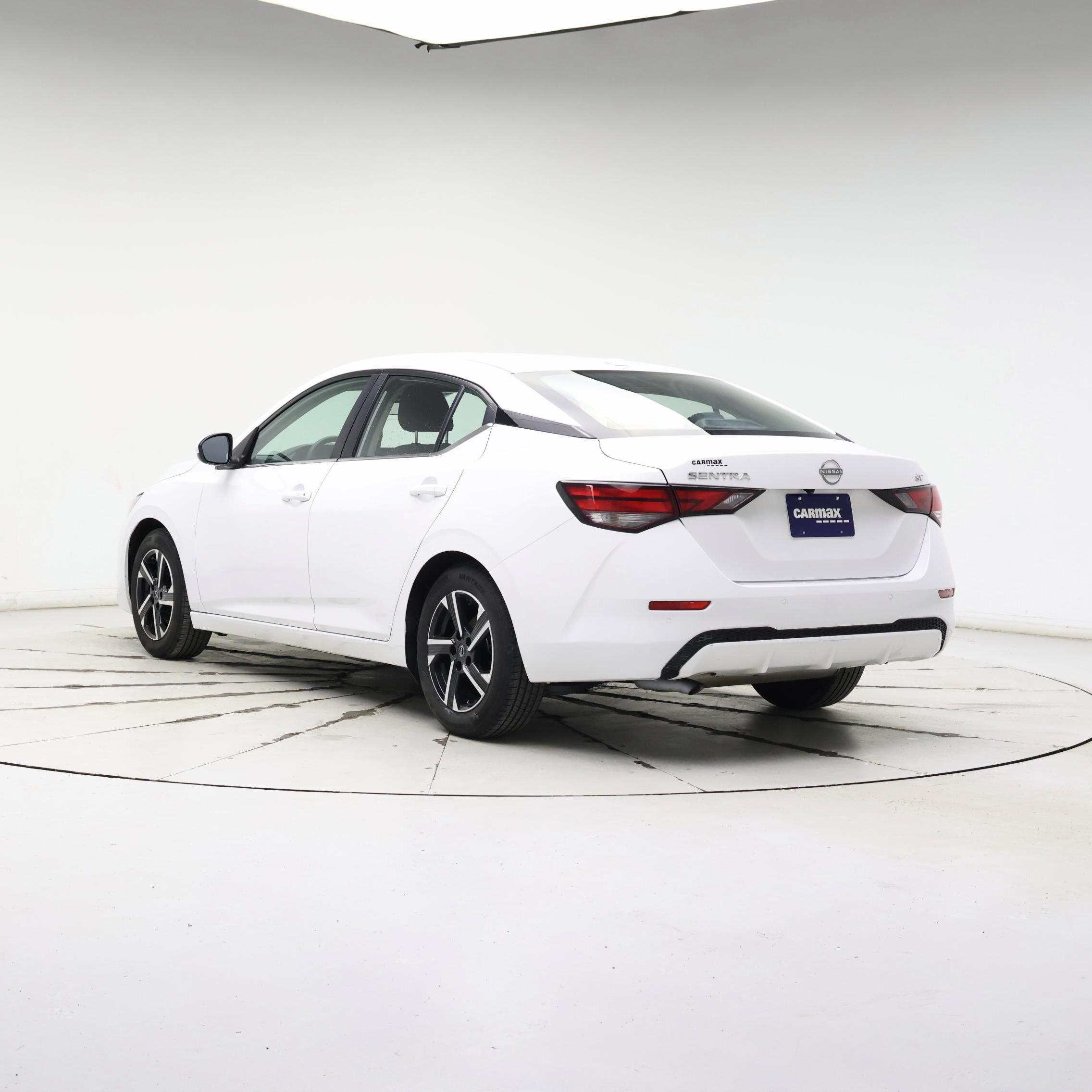 Thumbnail: 2024 Nissan Sentra - 2