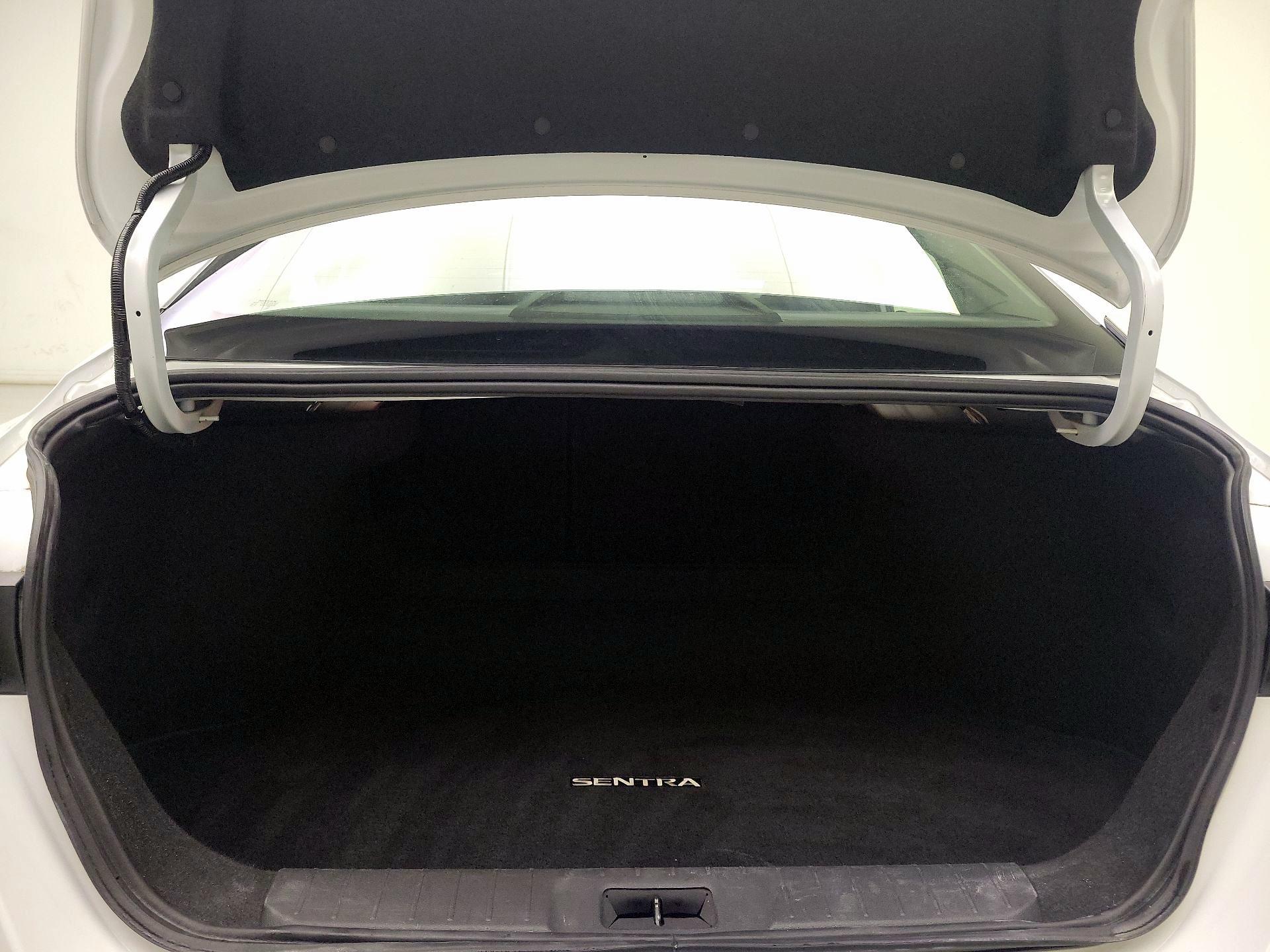 Thumbnail: 2024 Nissan Sentra - 20