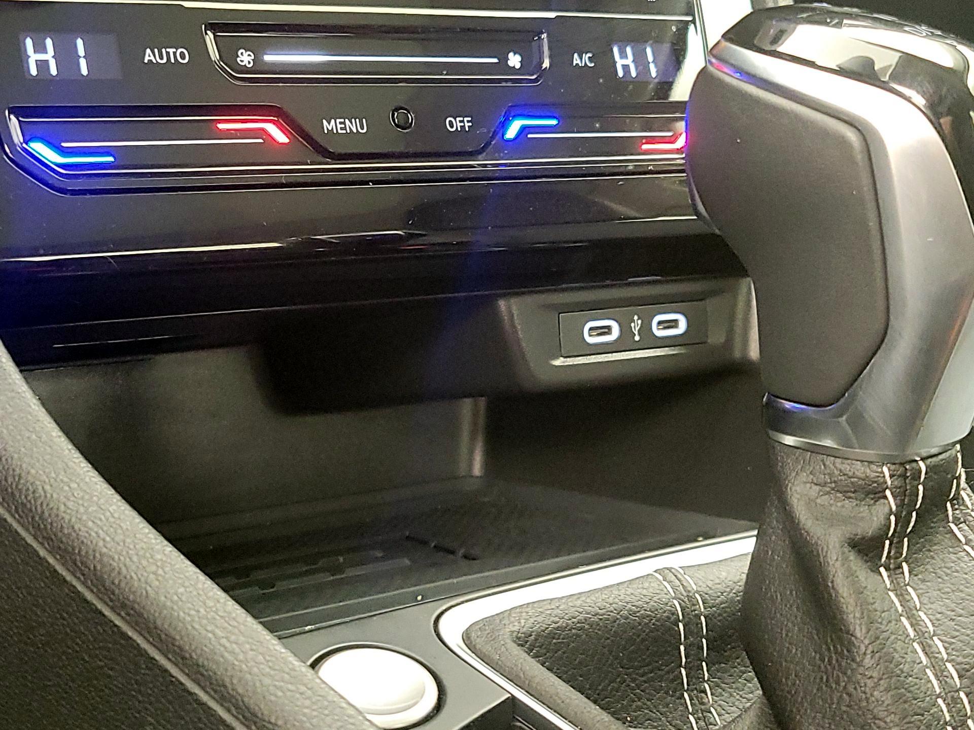 Thumbnail: 2025 Volkswagen Jetta - 18