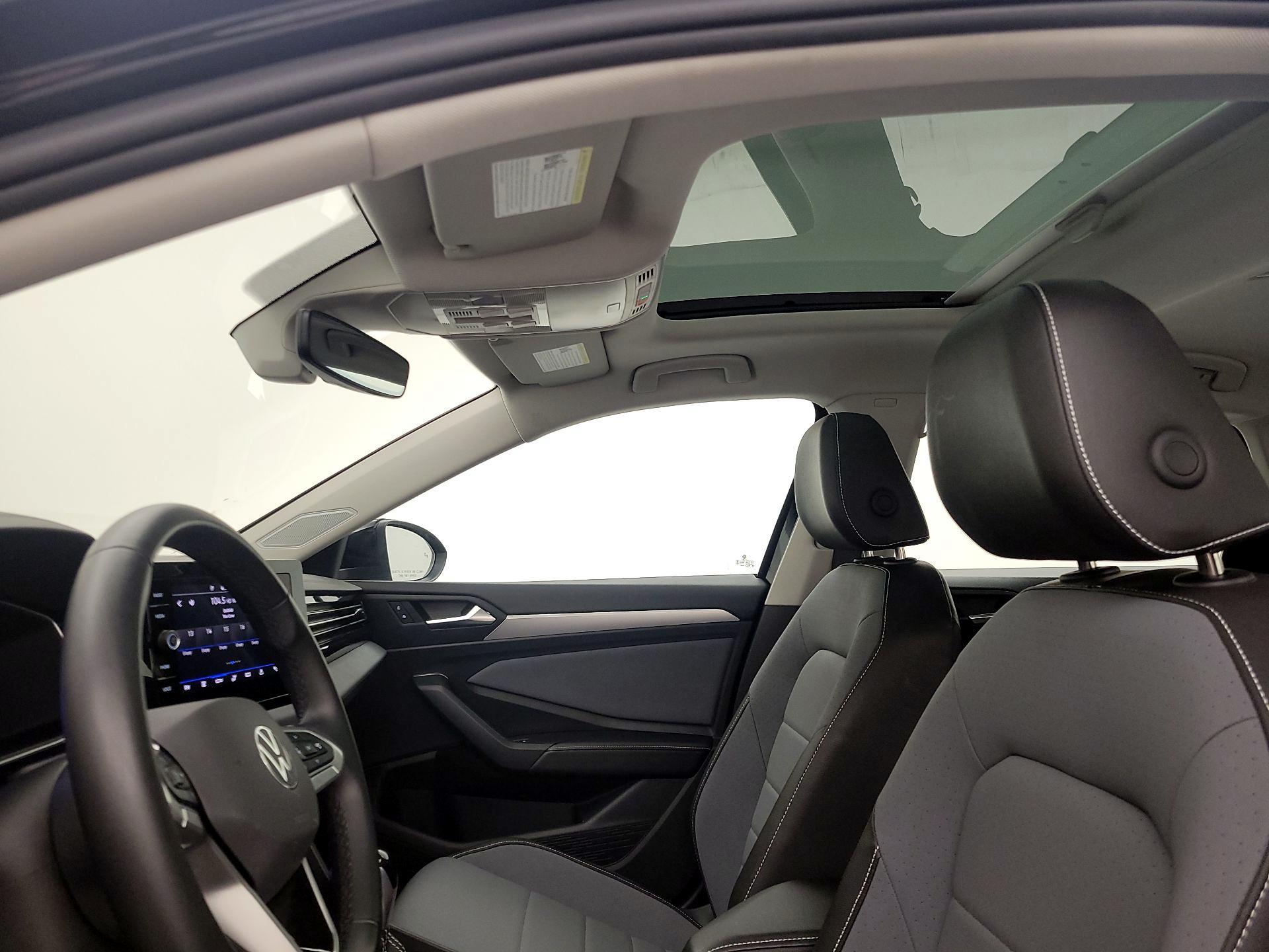 Thumbnail: 2025 Volkswagen Jetta - 19