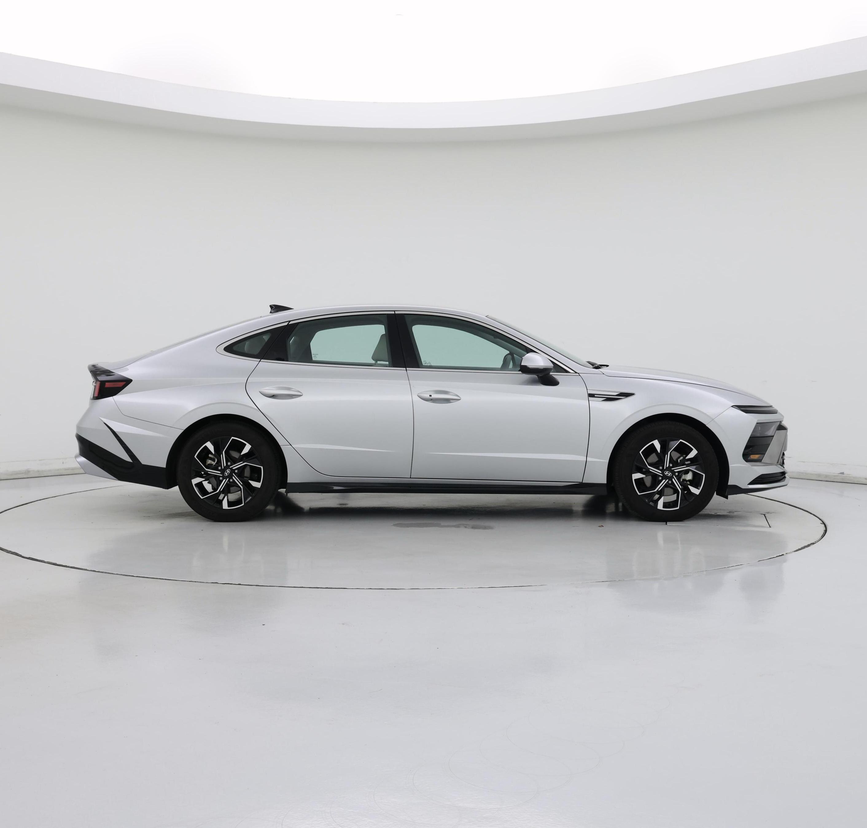 Thumbnail: 2025 Hyundai Sonata - 7