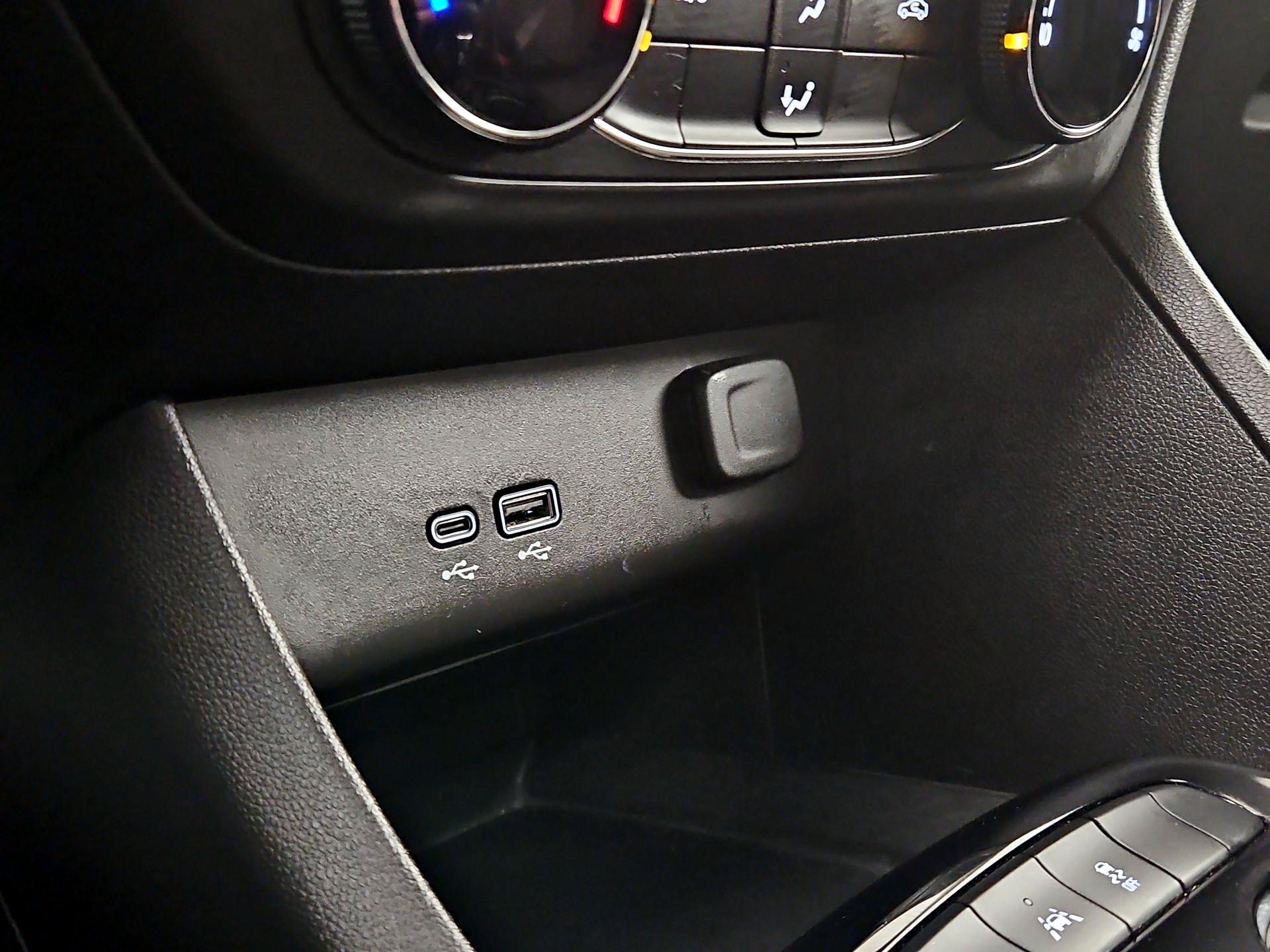 Thumbnail: 2025 Buick Encore GX - 18