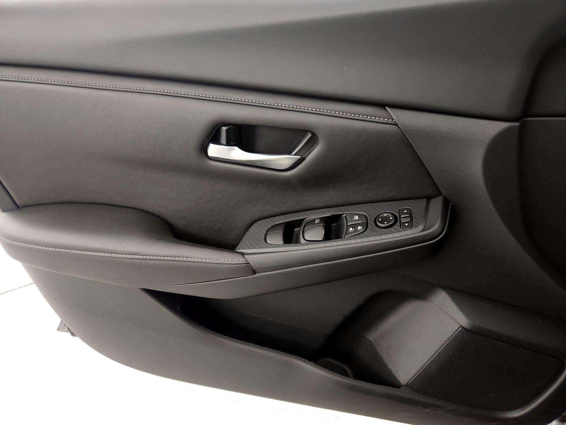 Thumbnail: 2025 Nissan Sentra - 12