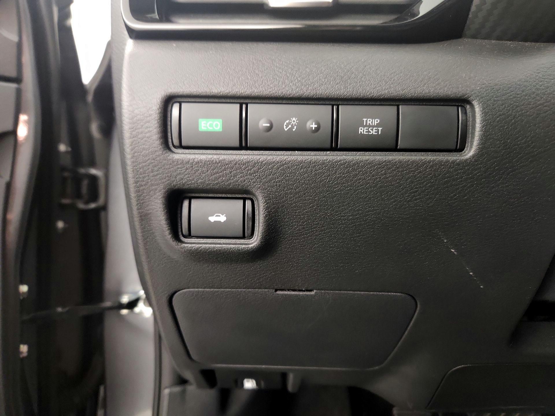 Thumbnail: 2025 Nissan Sentra - 13