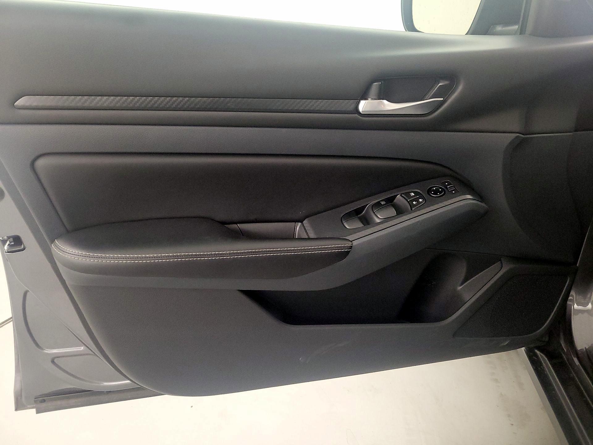 Thumbnail: 2025 Nissan Altima - 12