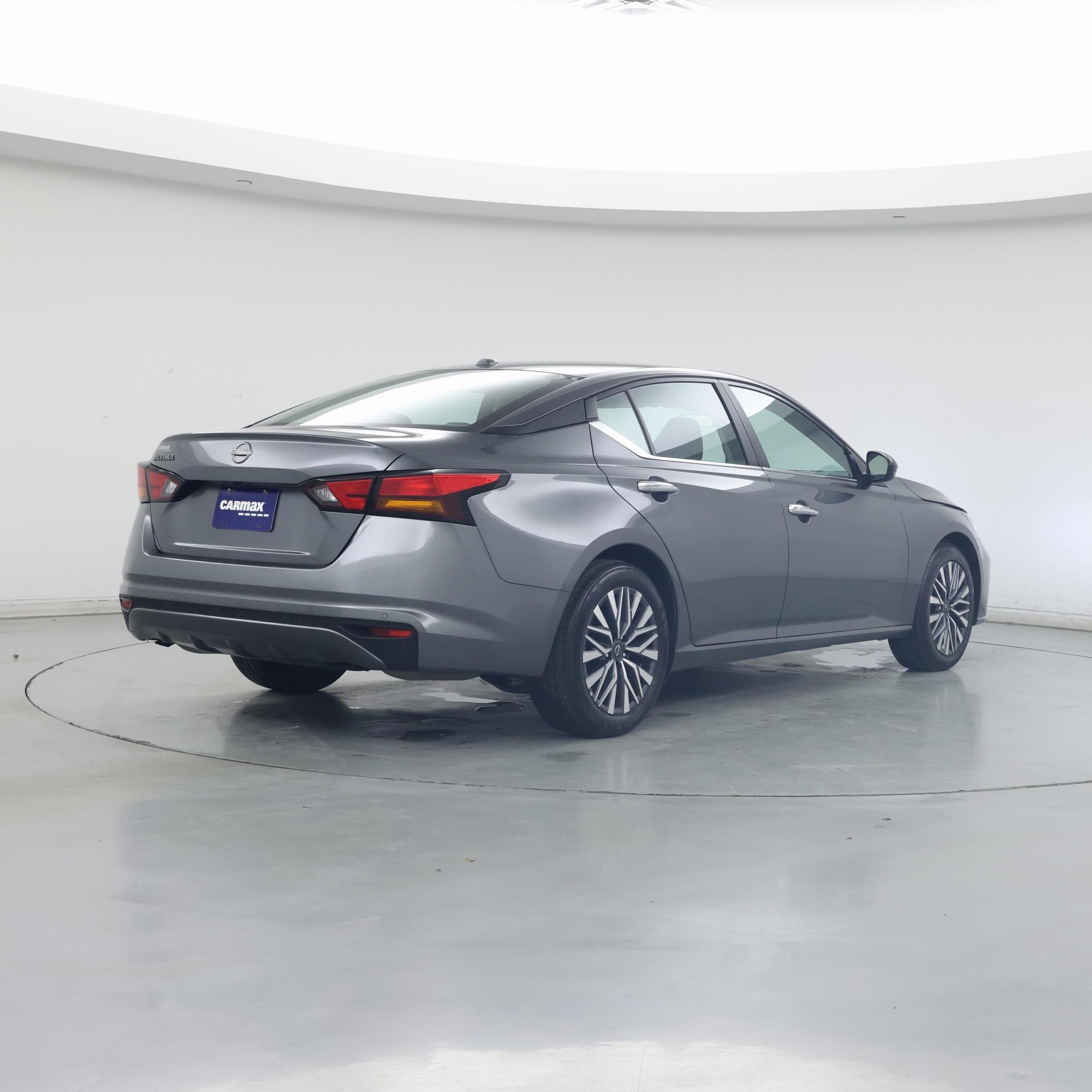 Thumbnail: 2025 Nissan Altima - 8