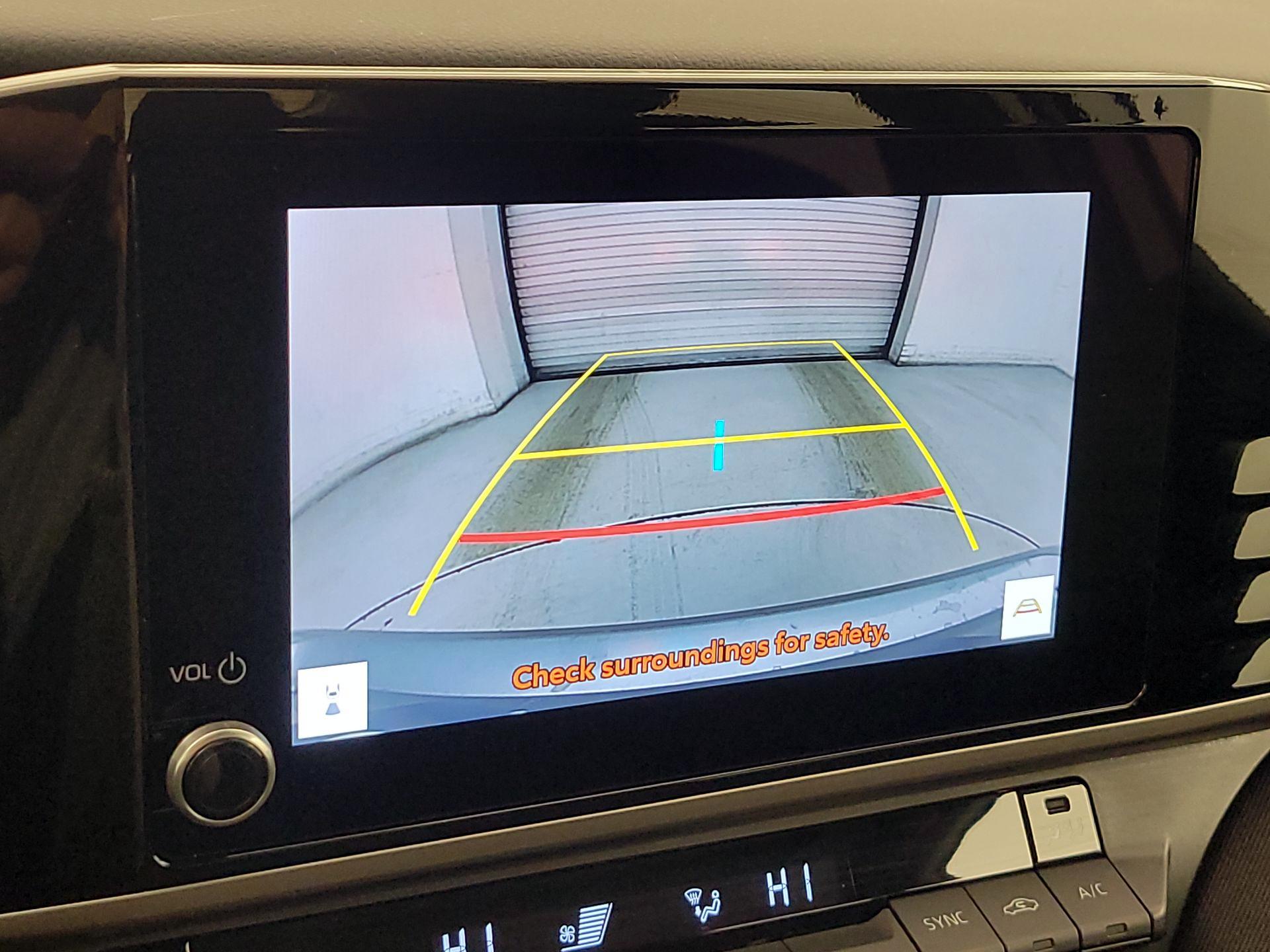 Thumbnail: 2025 Toyota Camry - 14