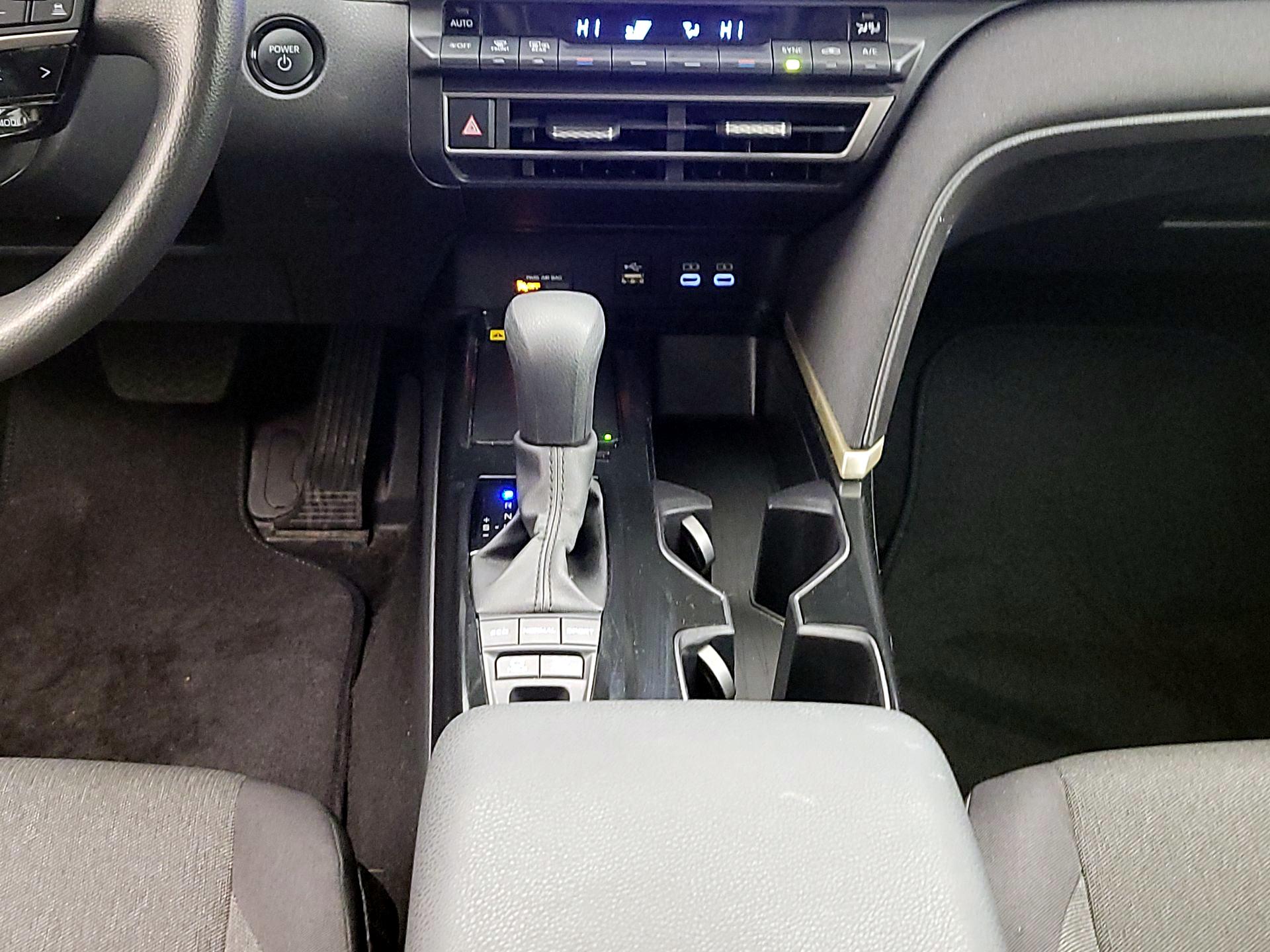 Thumbnail: 2025 Toyota Camry - 17