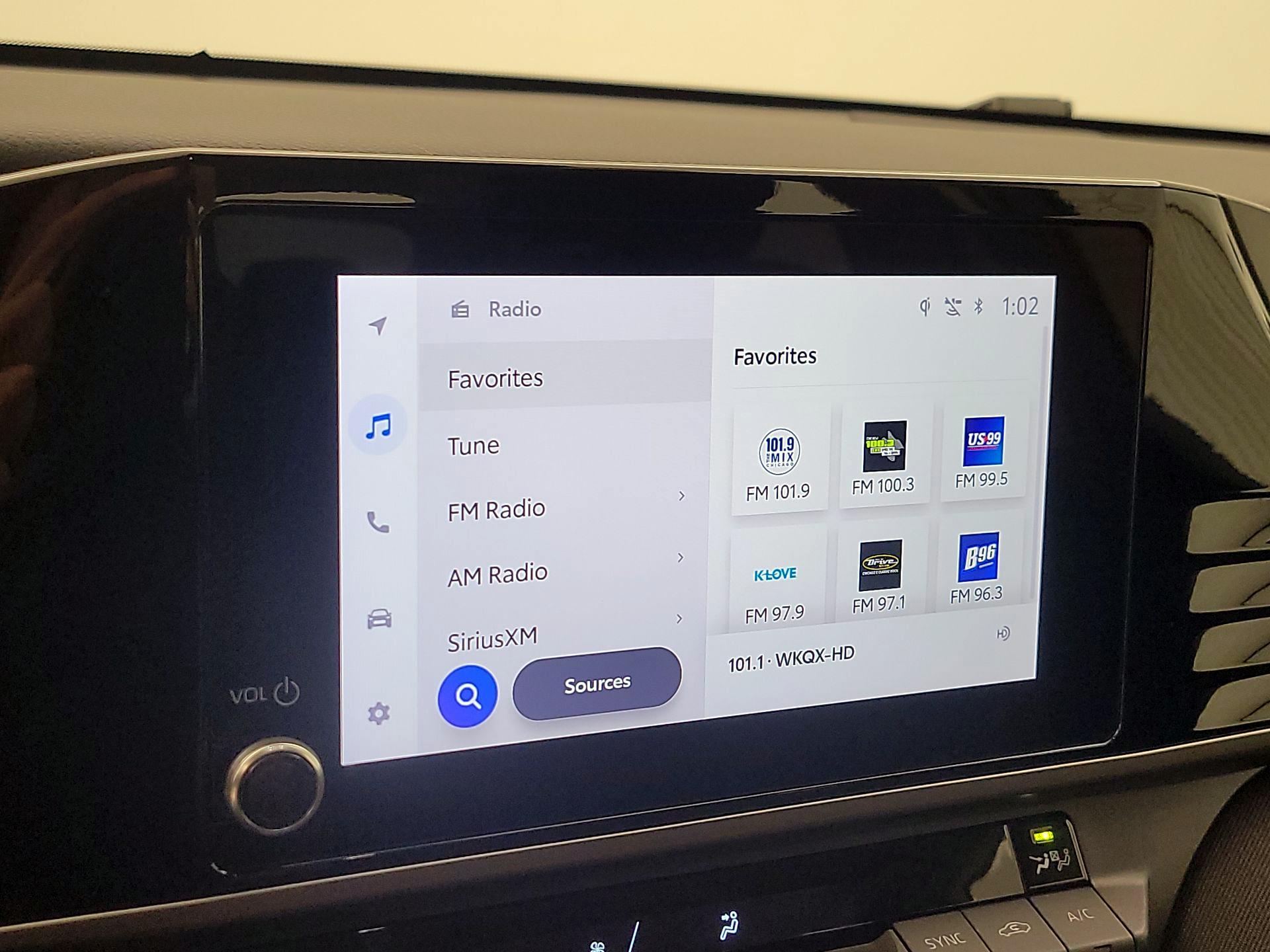 Thumbnail: 2025 Toyota Camry - 16