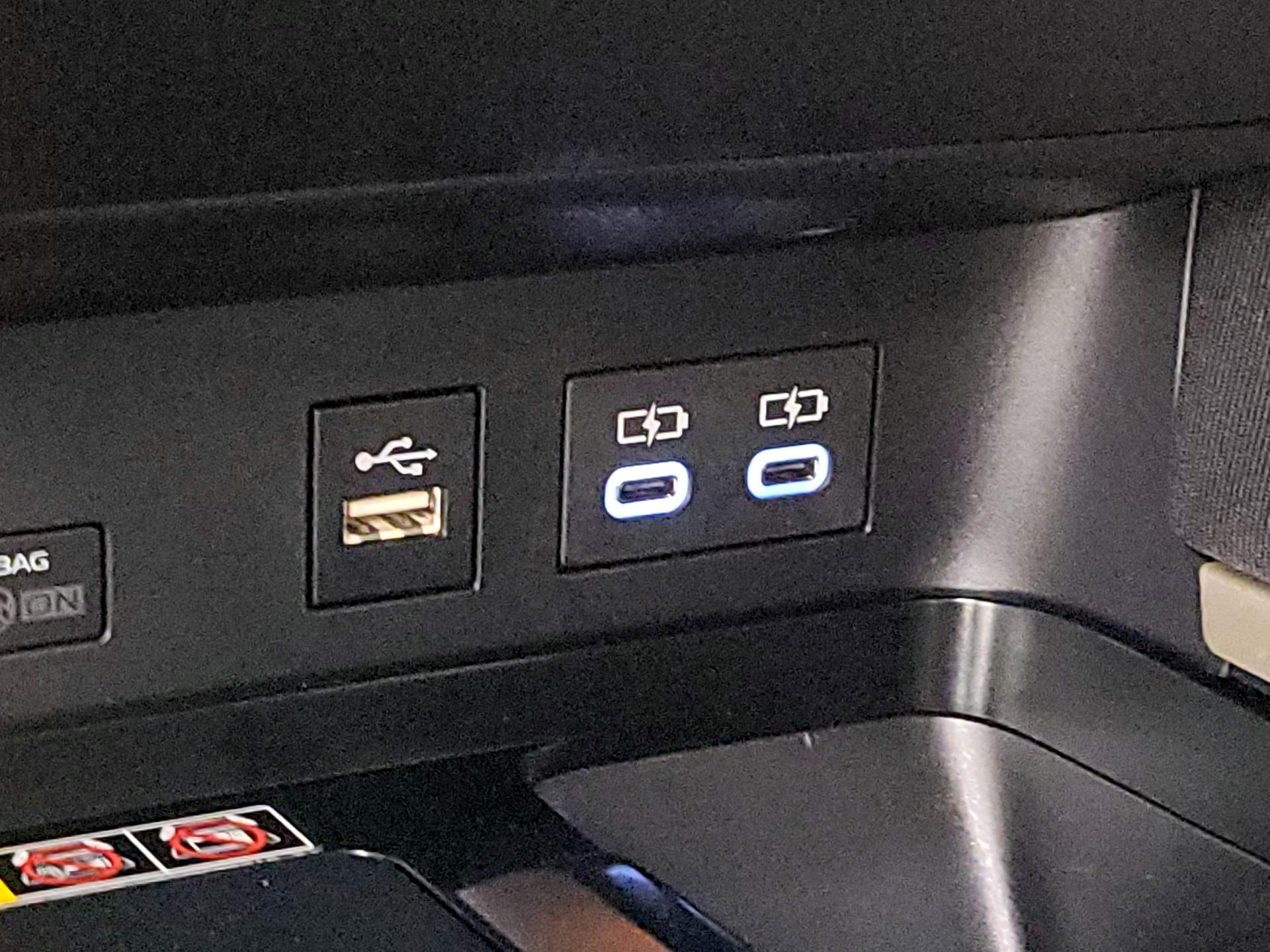 Thumbnail: 2025 Toyota Camry - 18