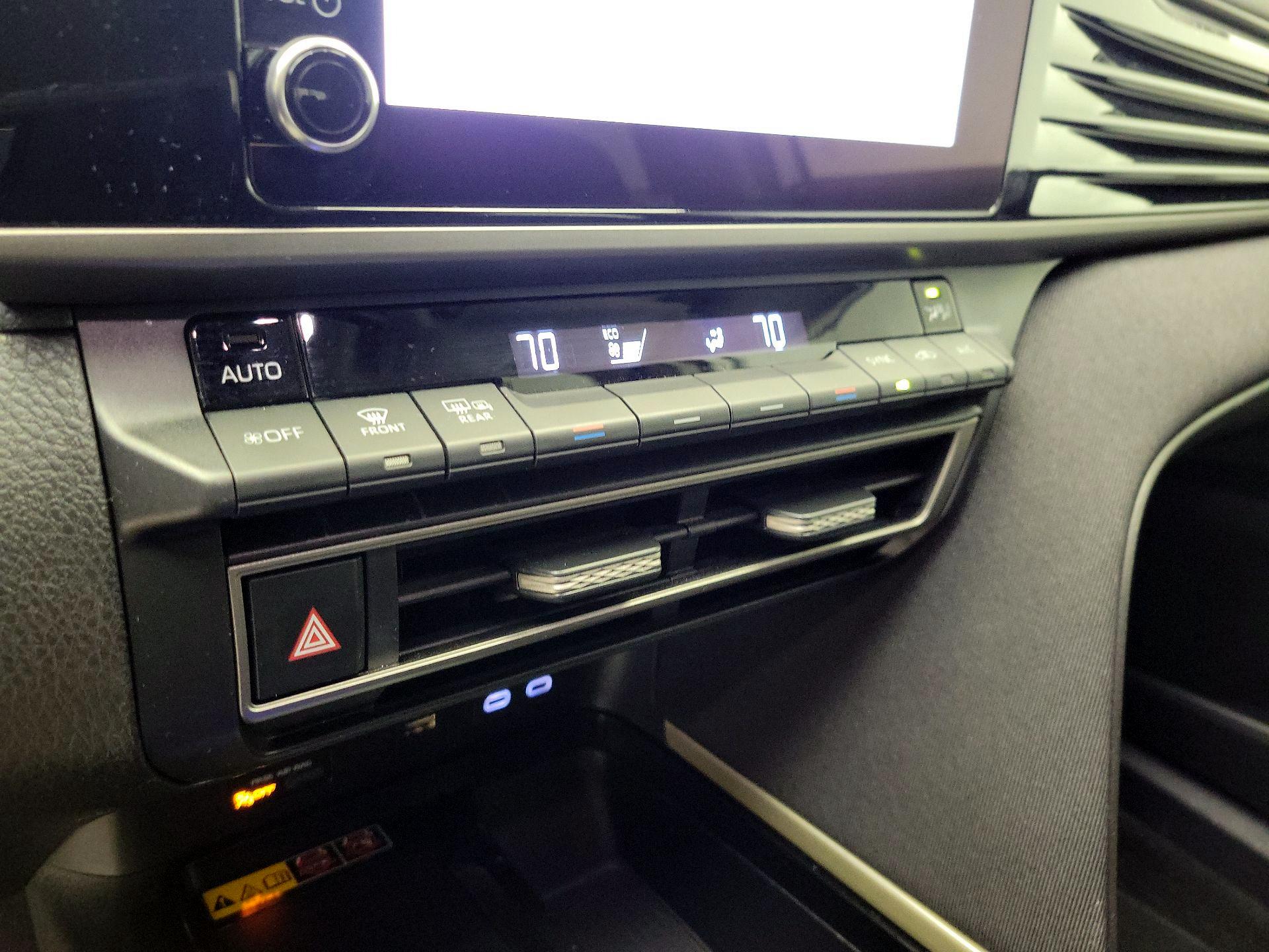 Thumbnail: 2025 Toyota Camry - 15