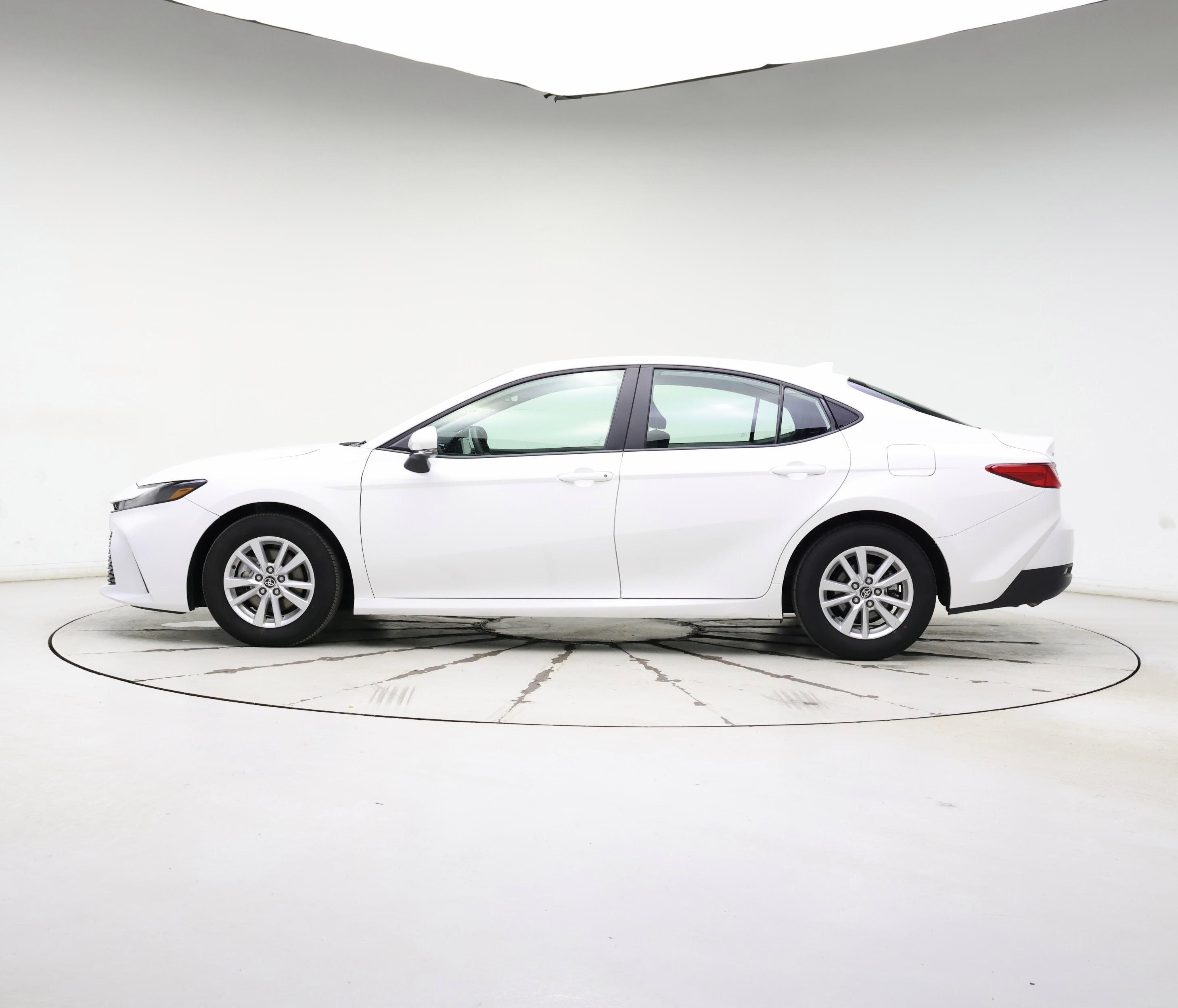 Thumbnail: 2025 Toyota Camry - 3