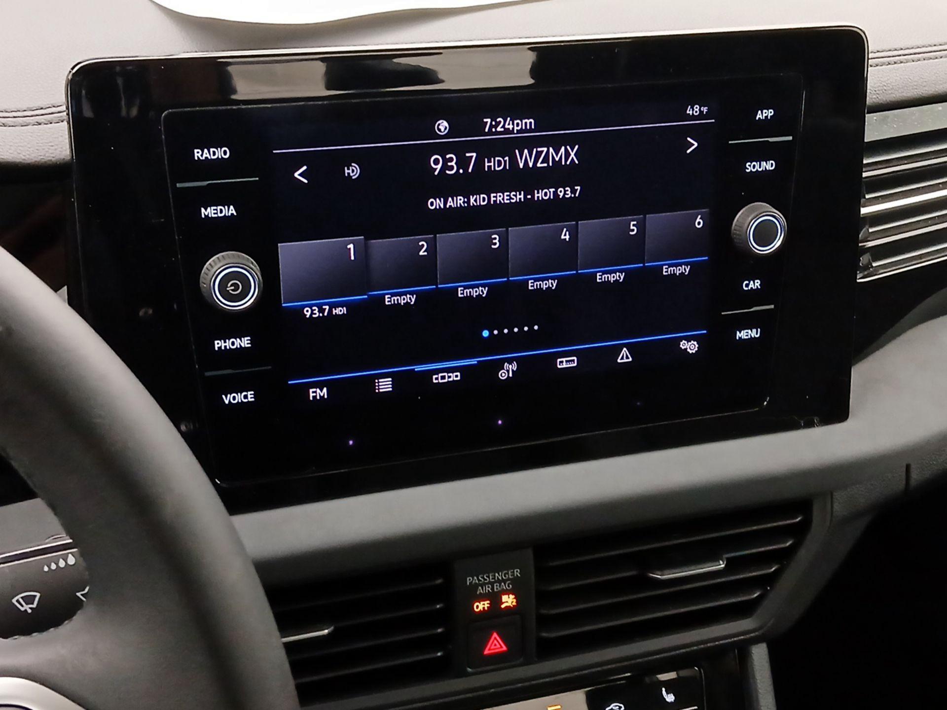 Thumbnail: 2025 Volkswagen Jetta - 15