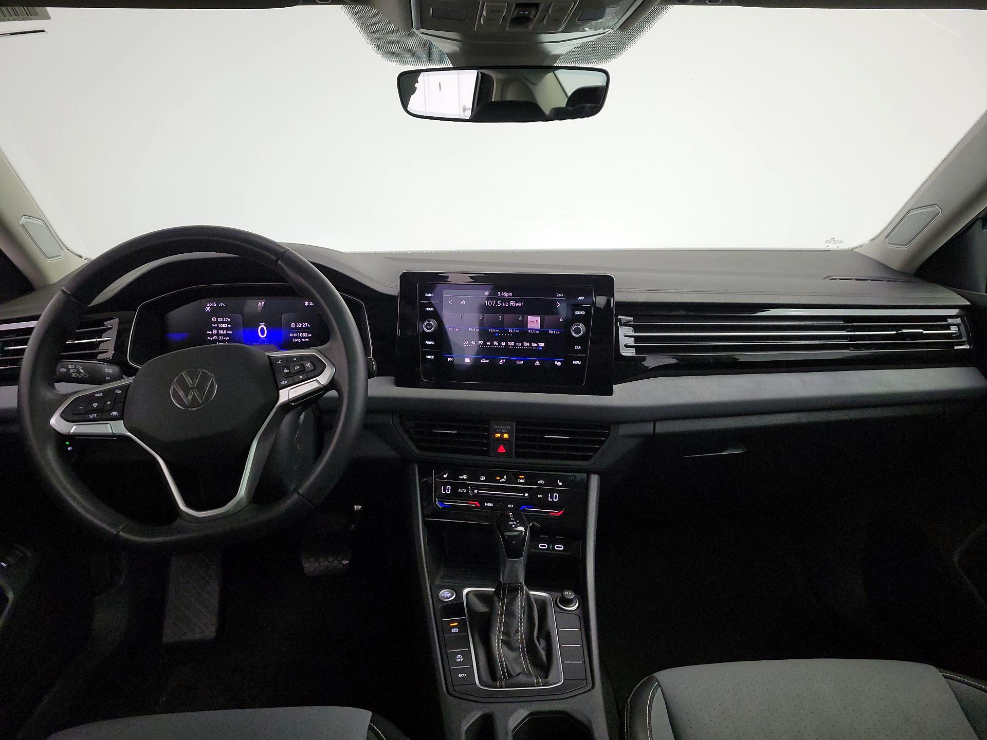 Thumbnail: 2025 Volkswagen Jetta - 9