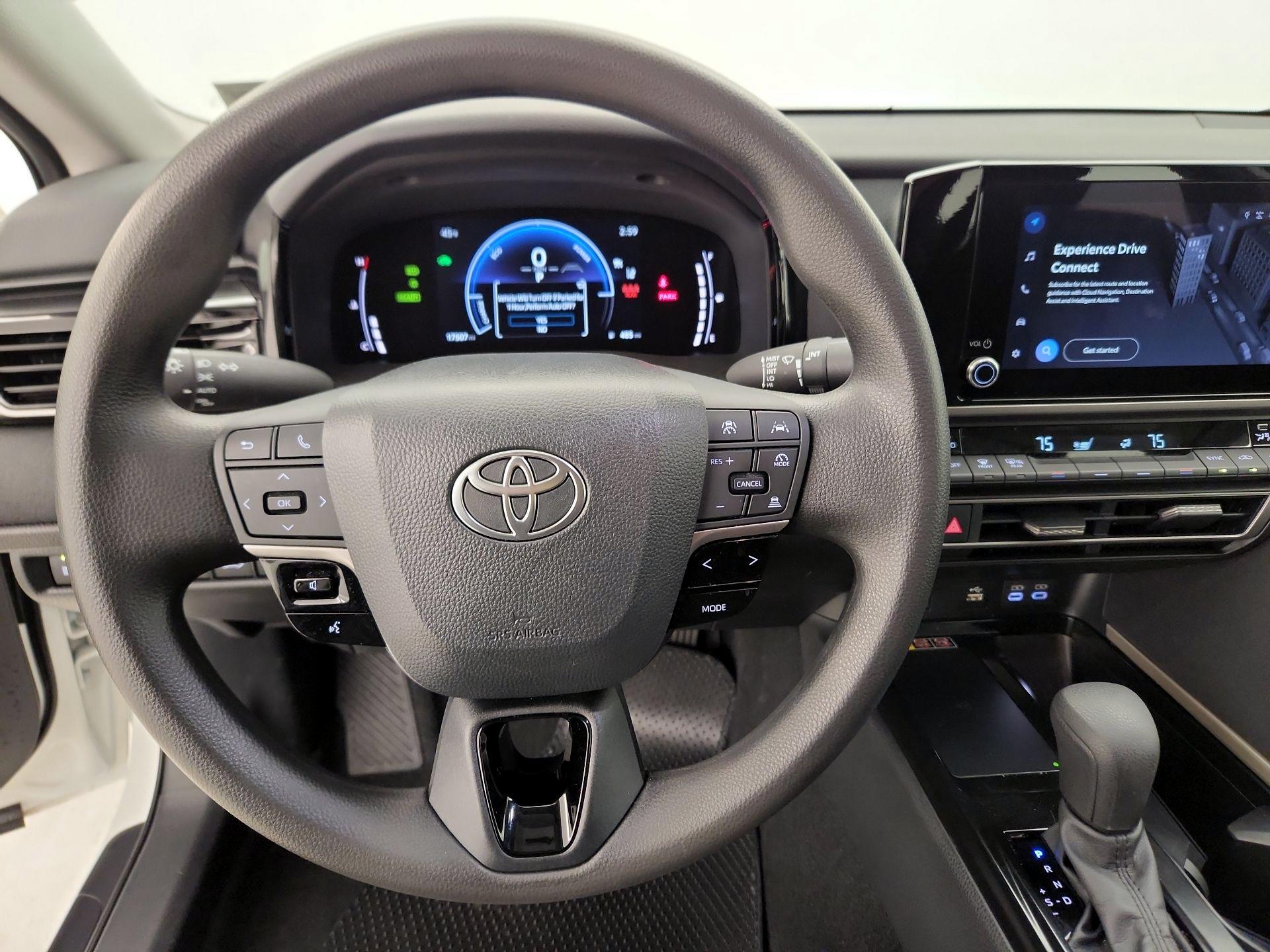 Thumbnail: 2025 Toyota Camry - 10