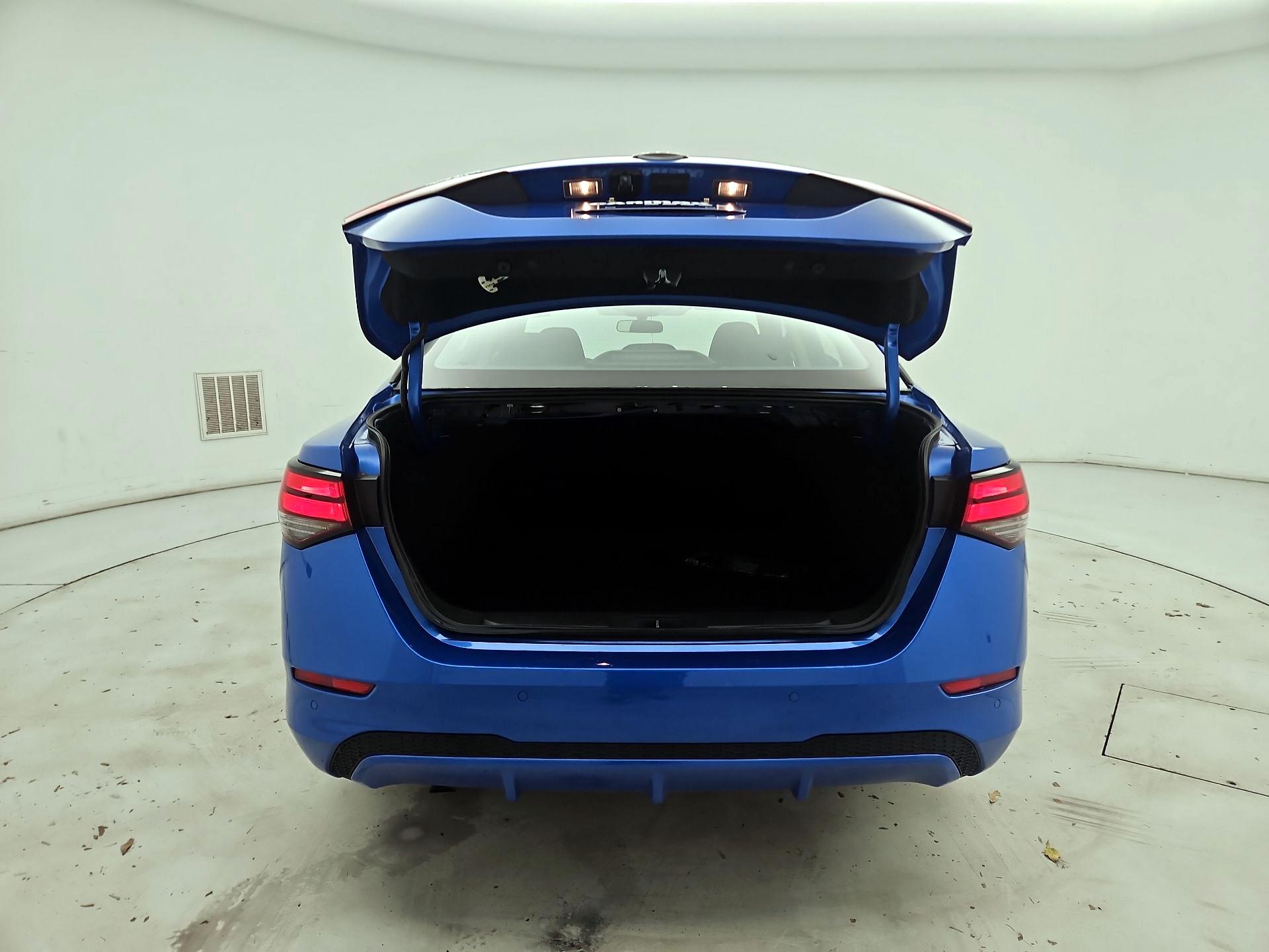 Thumbnail: 2025 Nissan Sentra - 20