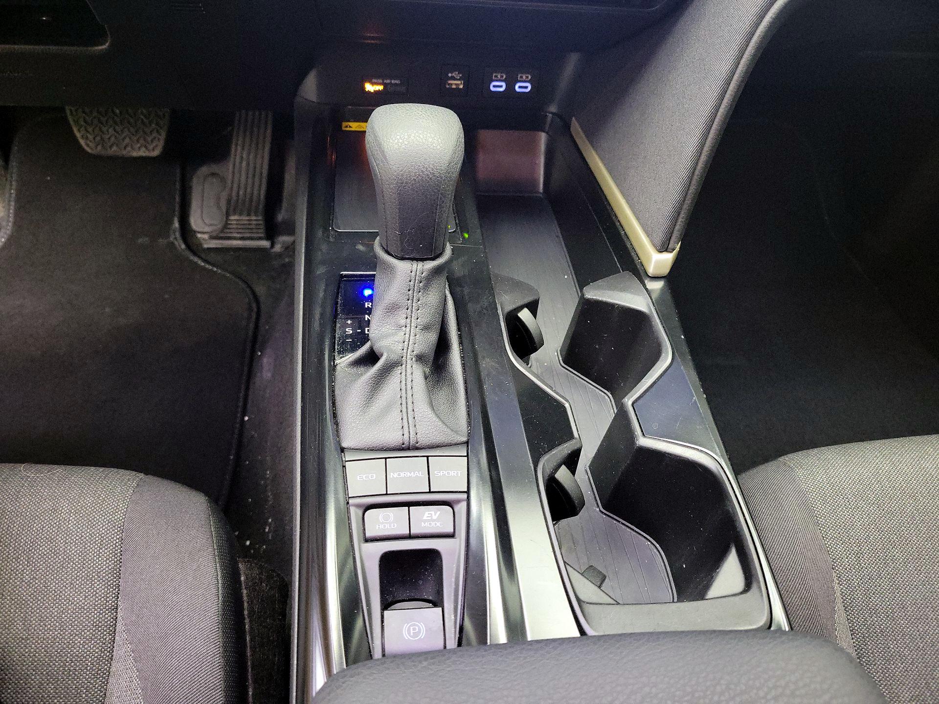 Thumbnail: 2025 Toyota Camry - 17