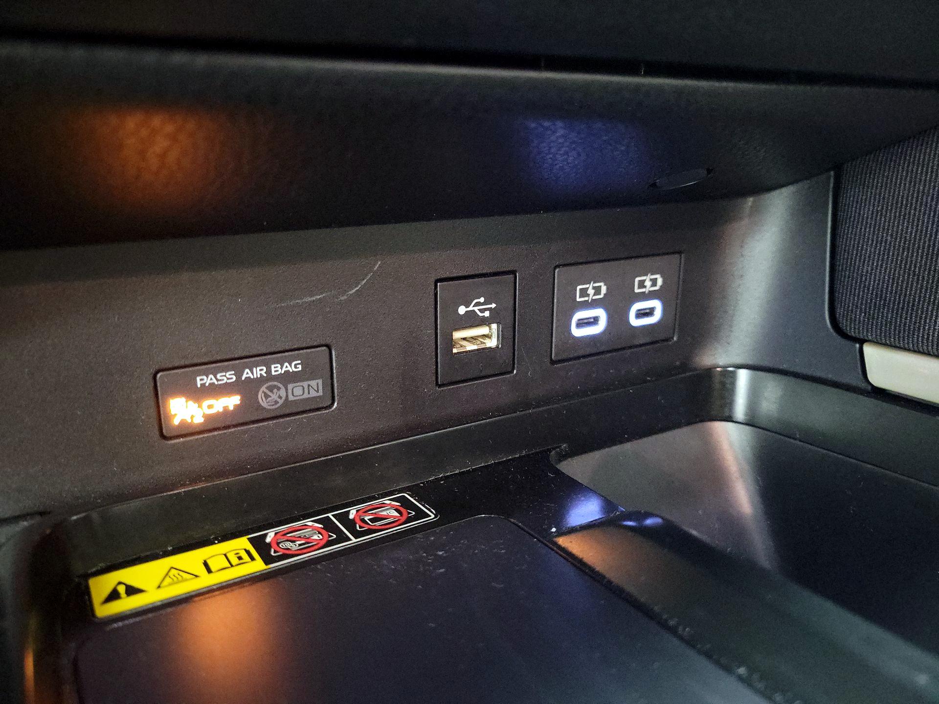 Thumbnail: 2025 Toyota Camry - 18