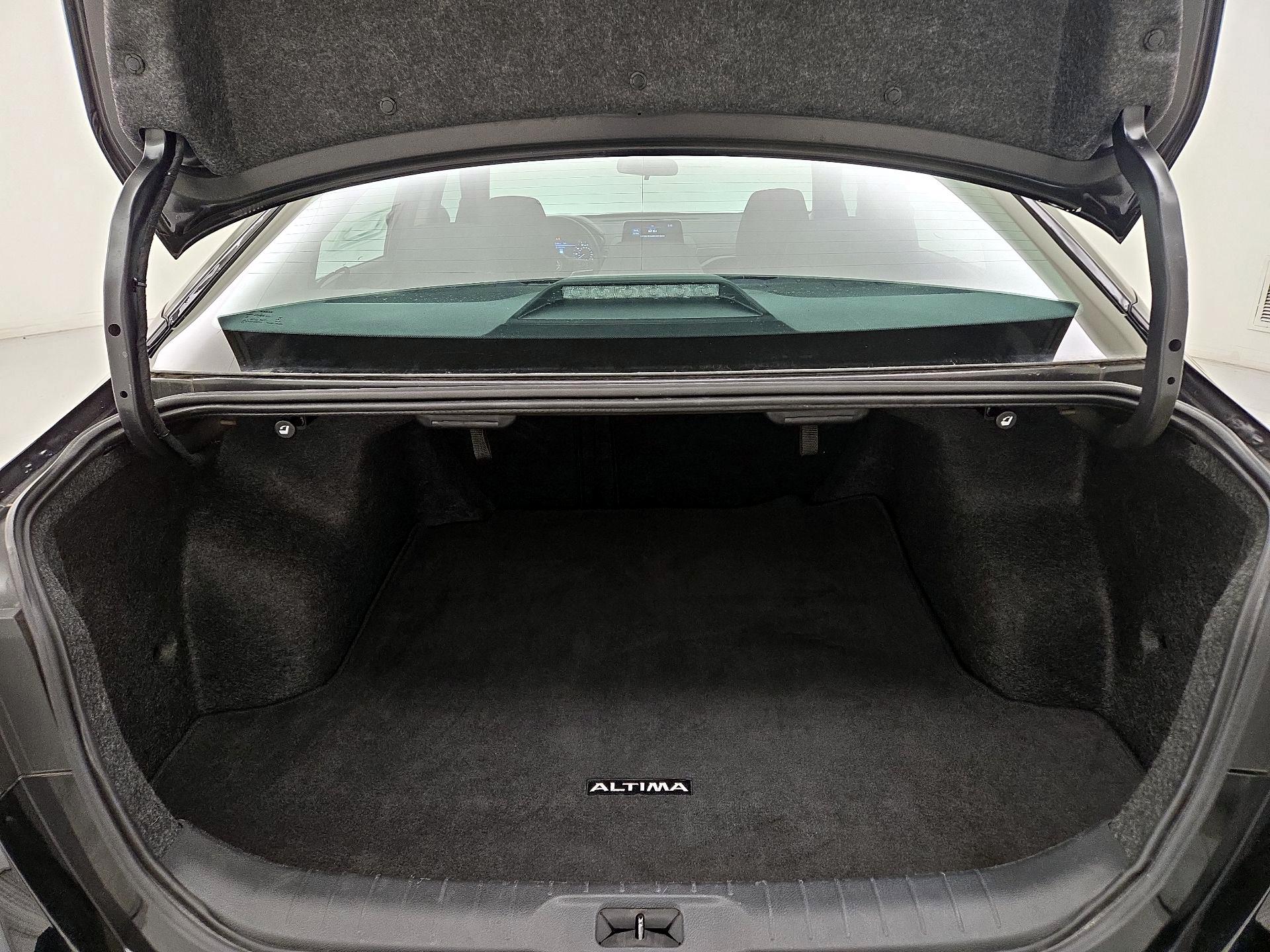 Thumbnail: 2025 Nissan Altima - 20