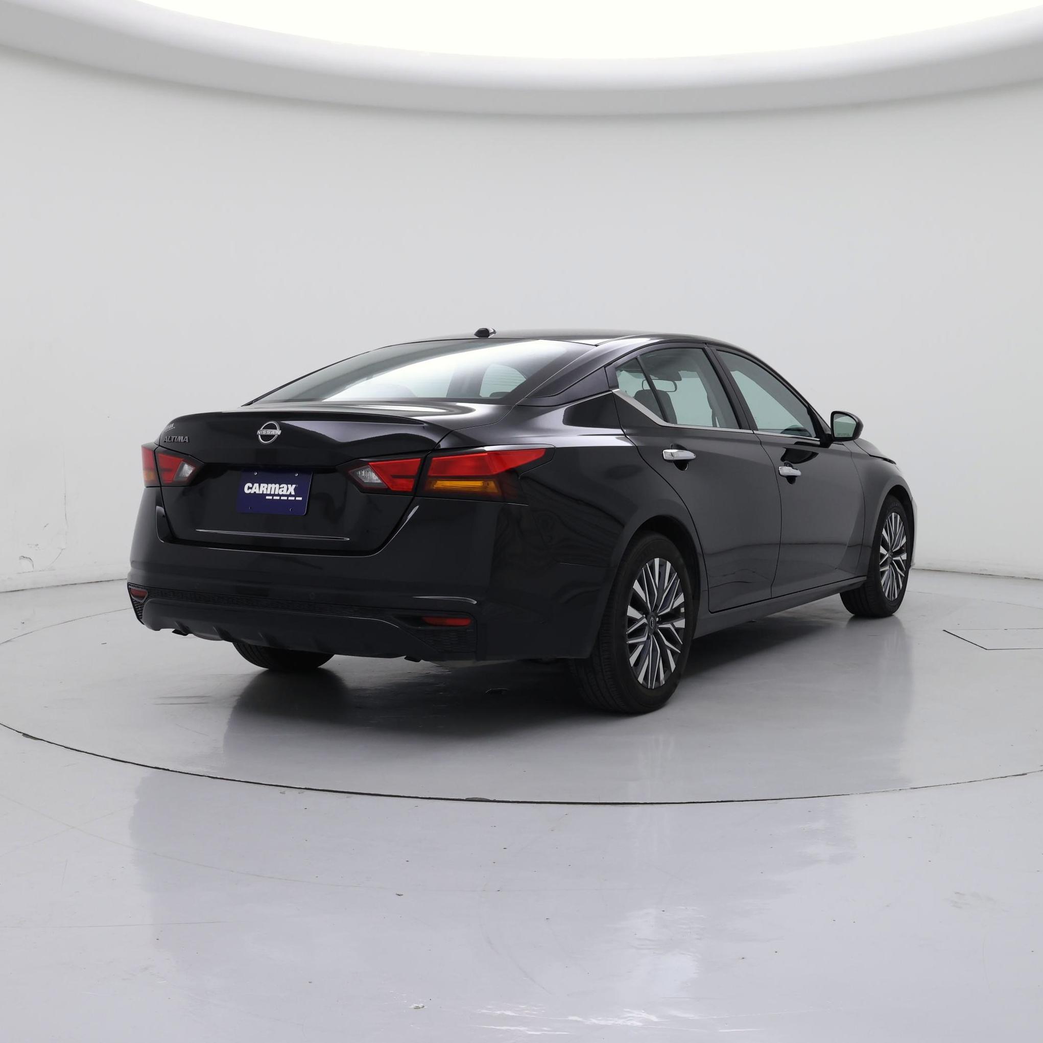 Thumbnail: 2025 Nissan Altima - 8