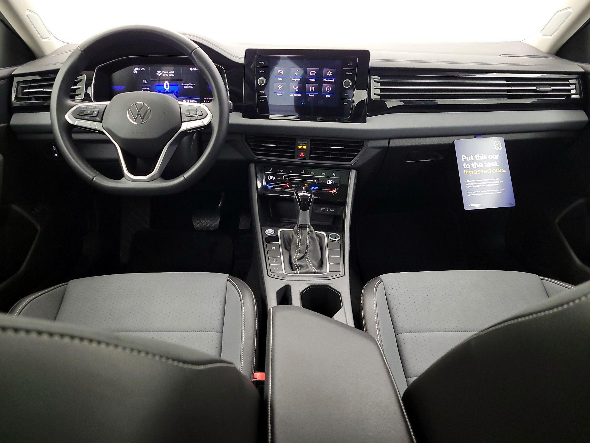 Thumbnail: 2025 Volkswagen Jetta - 9