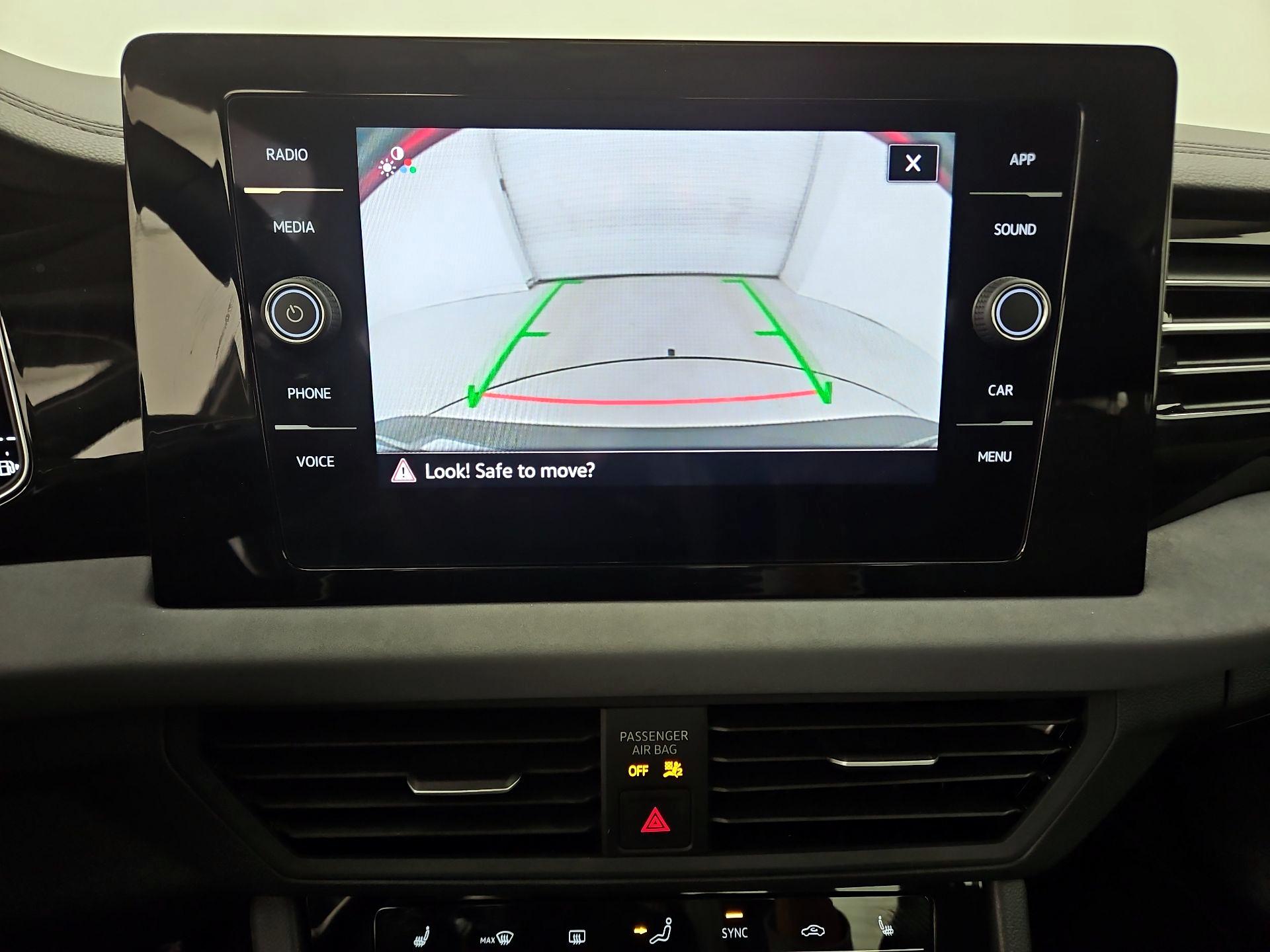 Thumbnail: 2025 Volkswagen Jetta - 14