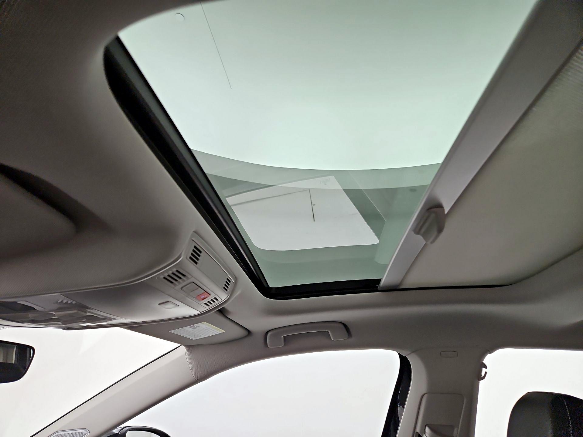 Thumbnail: 2025 Volkswagen Jetta - 19